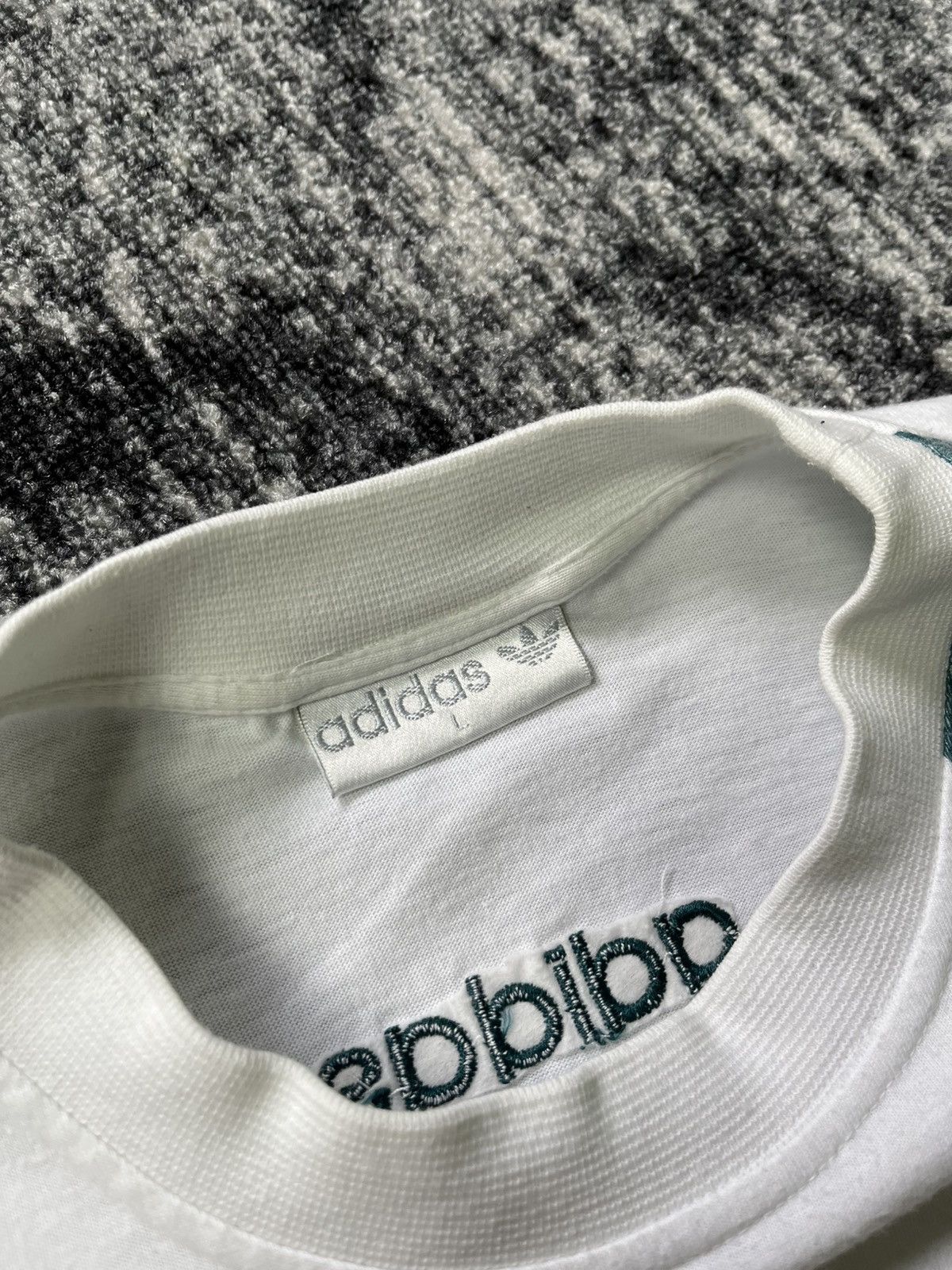 Adidas Vintage Adidas T-Shirt Printed Free Climbing 80’s 90’s Size US L / EU 52-54 / 3 - 6 Thumbnail