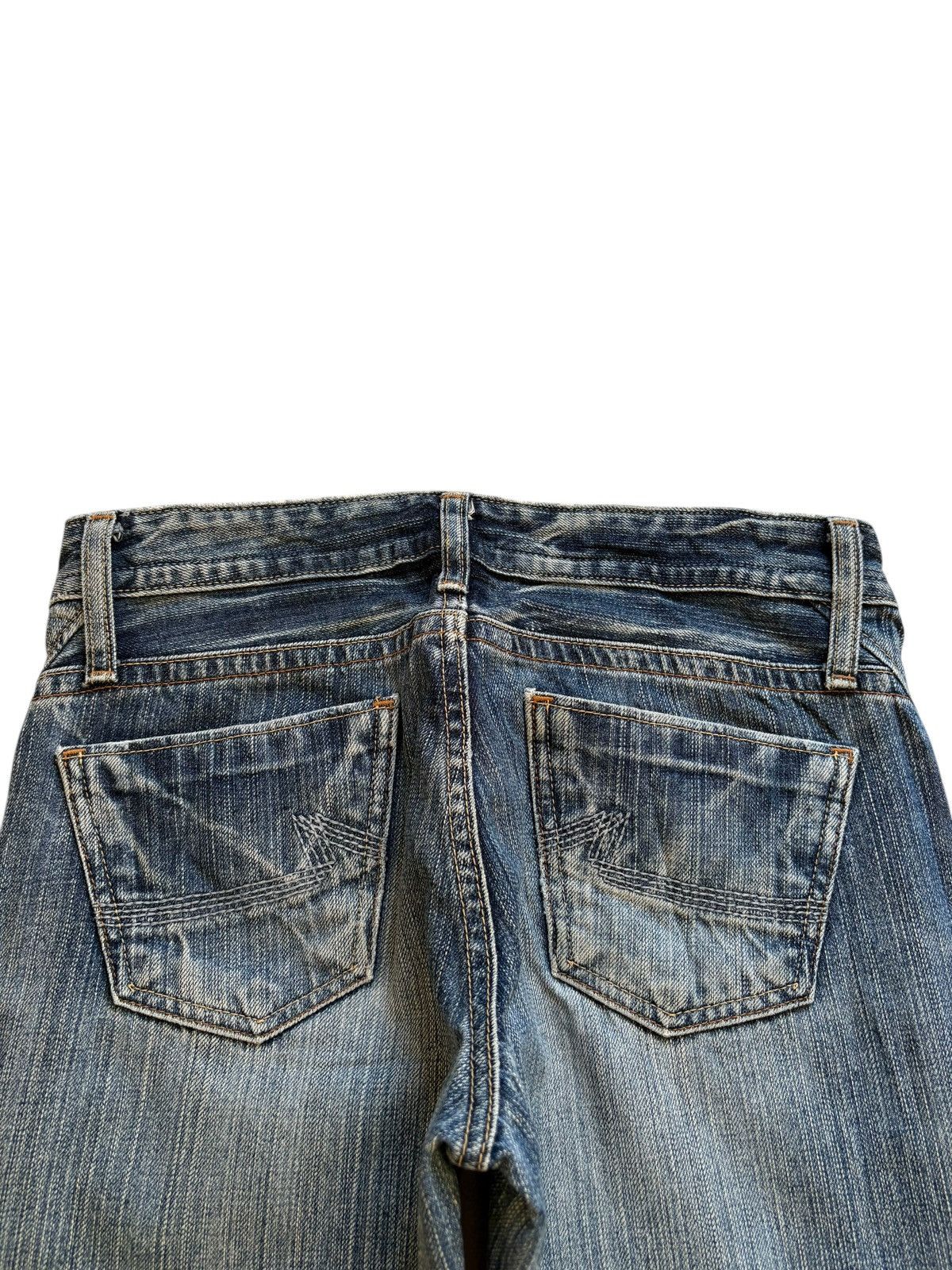 Japanese Brand Vintage Japanese Brand Faded Wash Distressed Flare Jeans Size 28" / US 6 / IT 42 - 8 Thumbnail