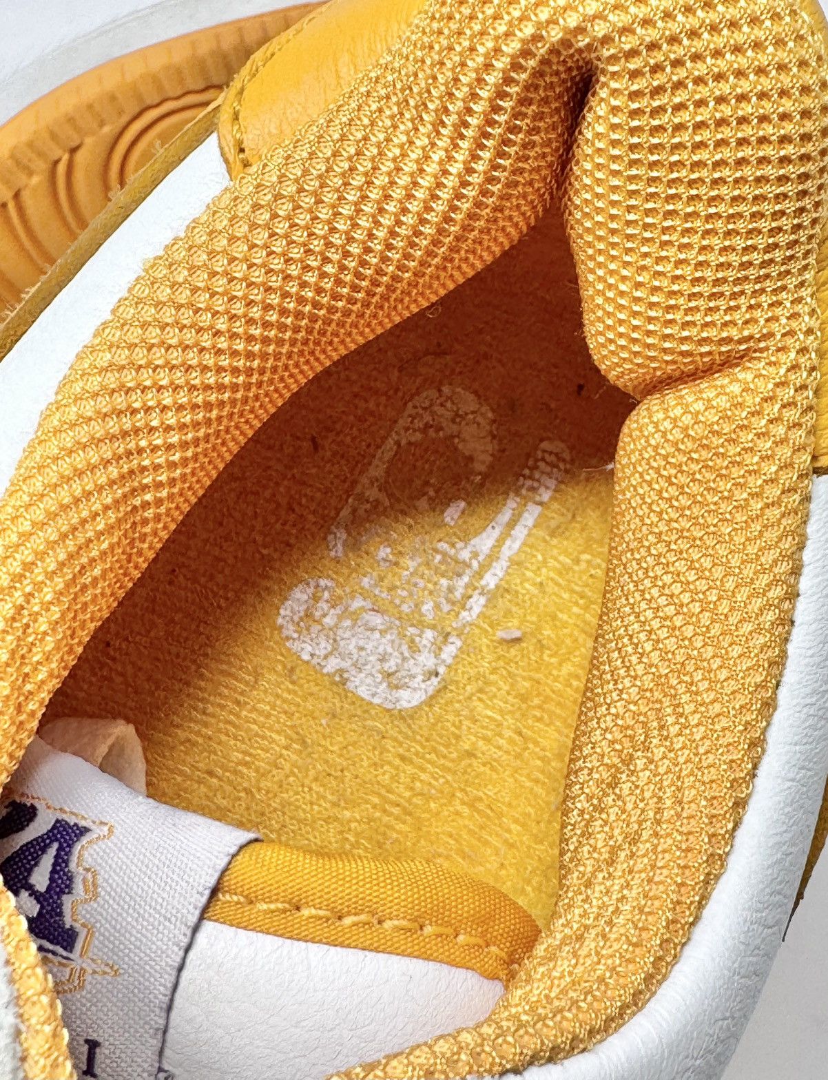 Nike × Vintage Vintage 2002 Nike Air Force 1 Low Lakers size 8.5 Size US 11 / EU 44 - 14 Thumbnail