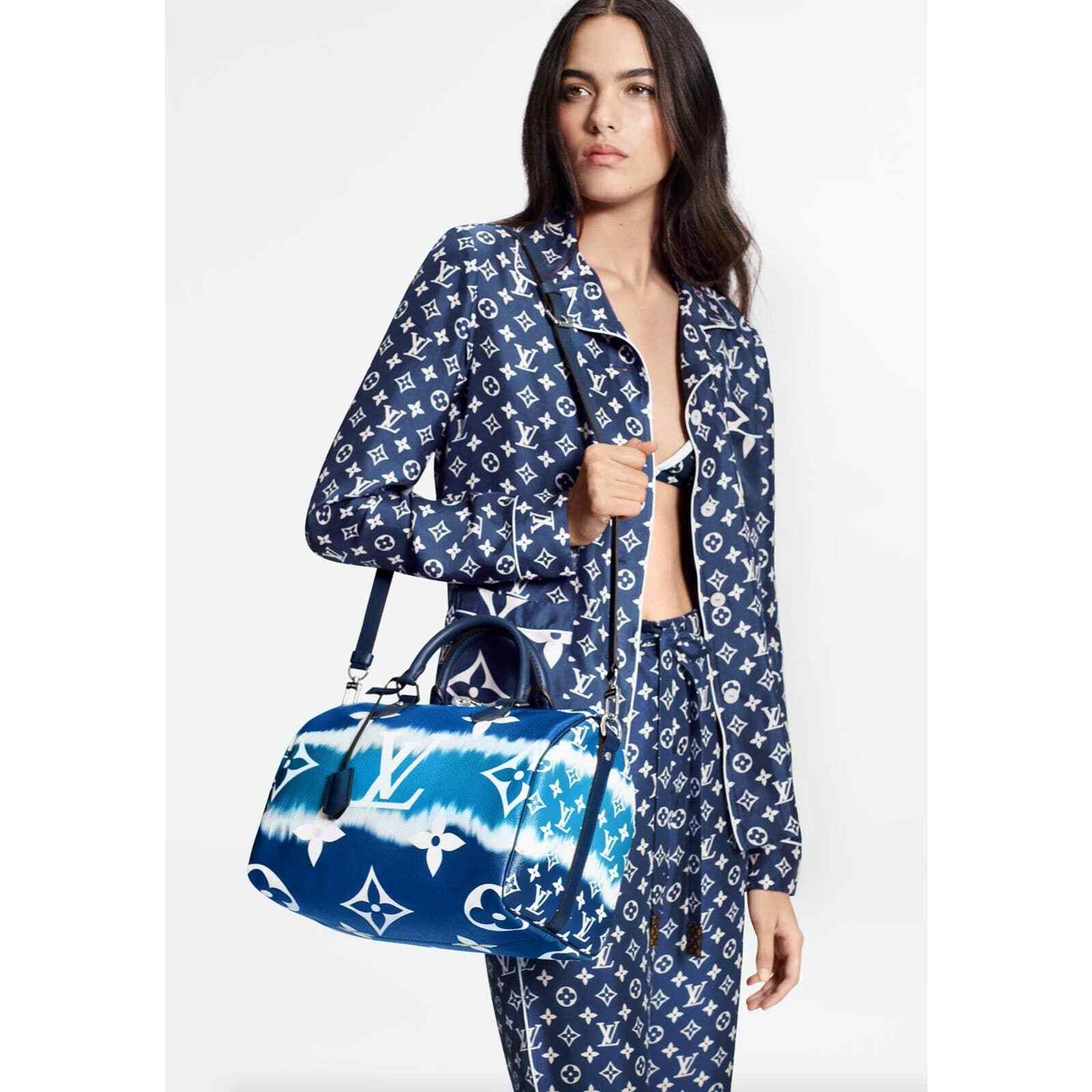 Louis Vuitton Louis Vuitton Blue White Monogram Crossbody Bag Size ONE SIZE - 3 Thumbnail