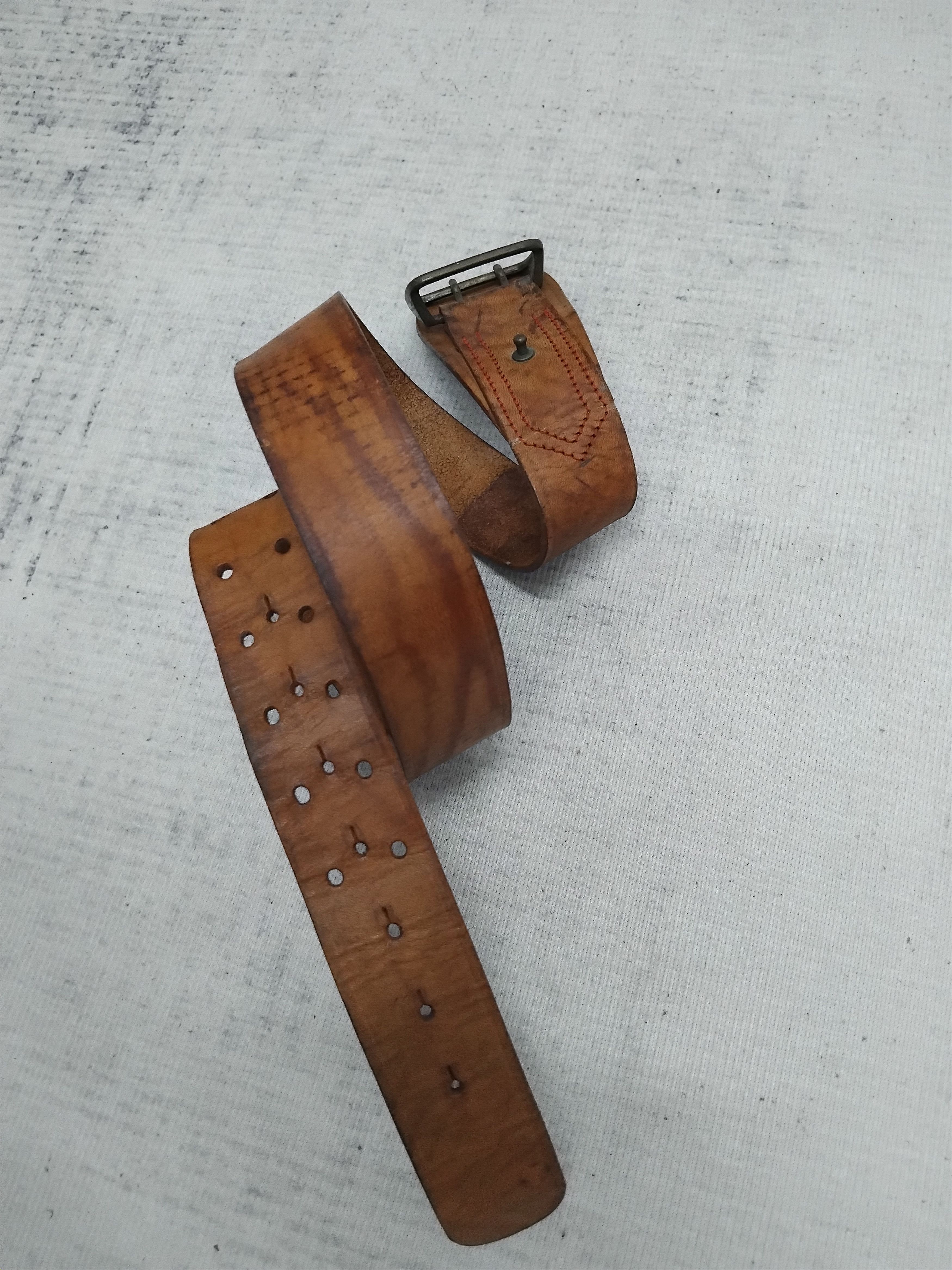 Neil Barrett 💥Bell barret chocolate colour Leather brass buckle belt Size ONE SIZE - 14 Thumbnail