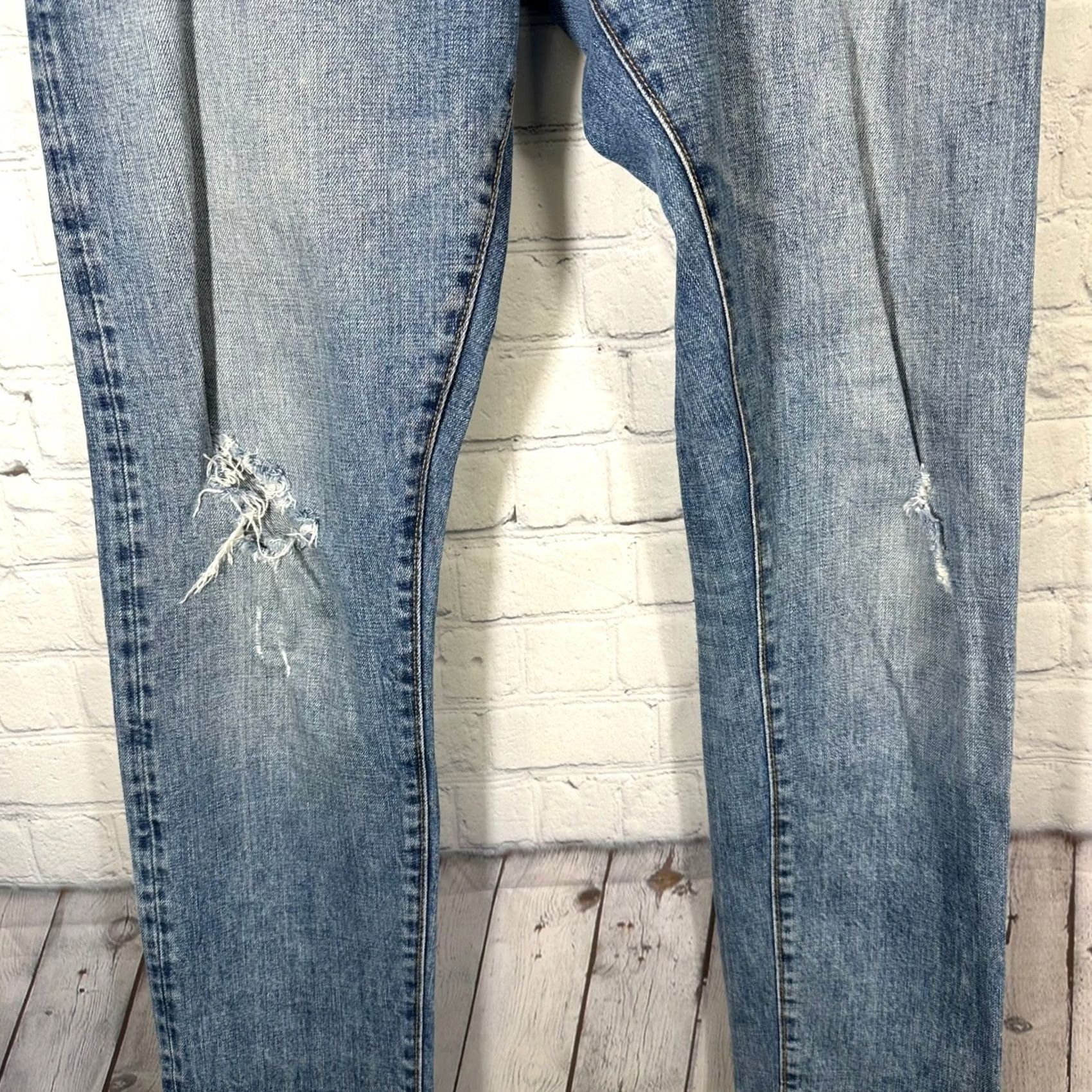 Todd Snyder Todd Snyder Jeans Slim Straight Denim 33x32 Button Fly Mens Blue Distressed 5-Pocket Logo Embroidered Footprint Size US 33 - 3 Thumbnail