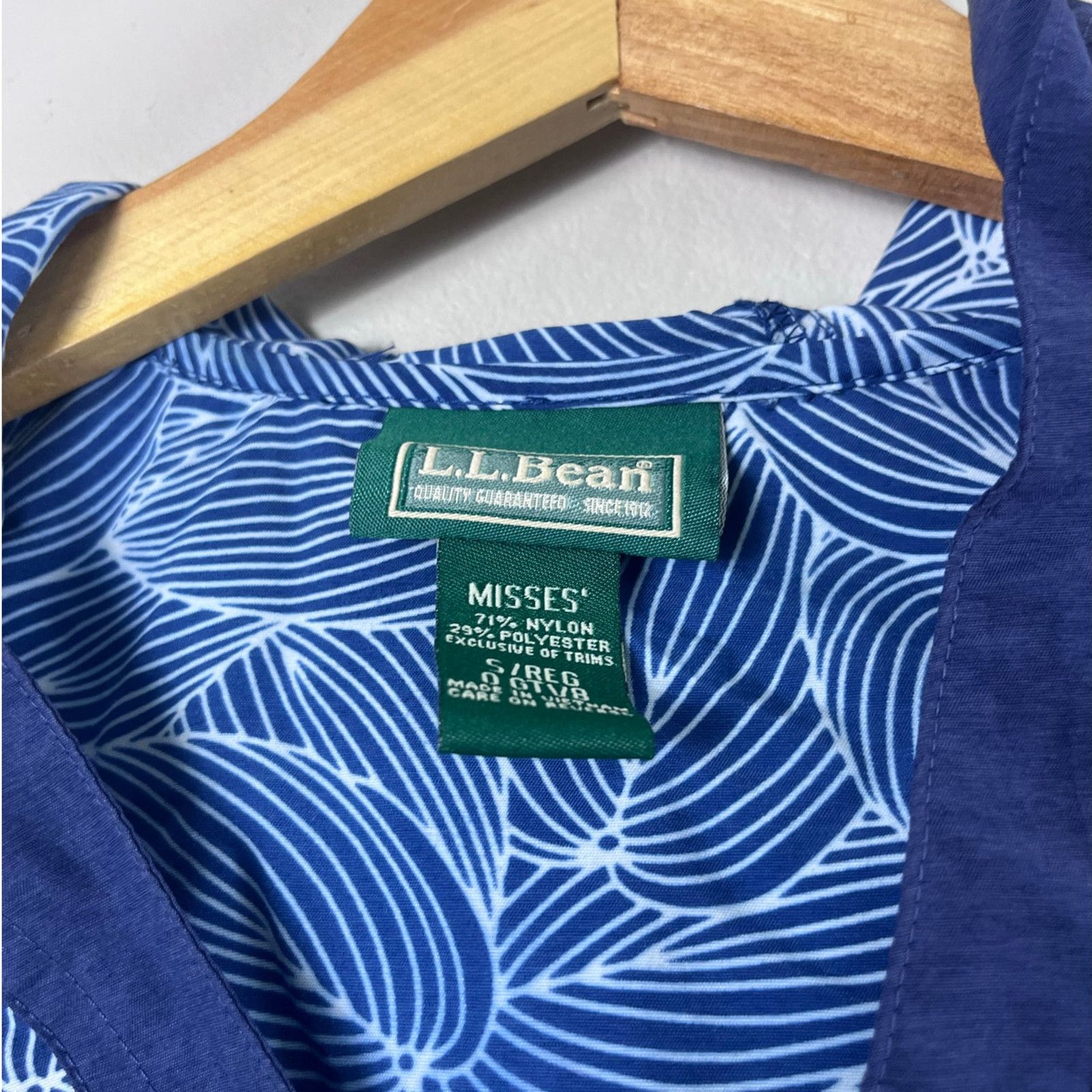L.L. Bean Women's L.L. Bean Hooded Tropical Print Swim Cover Up S Size S / US 4 / IT 40 - 2 Thumbnail