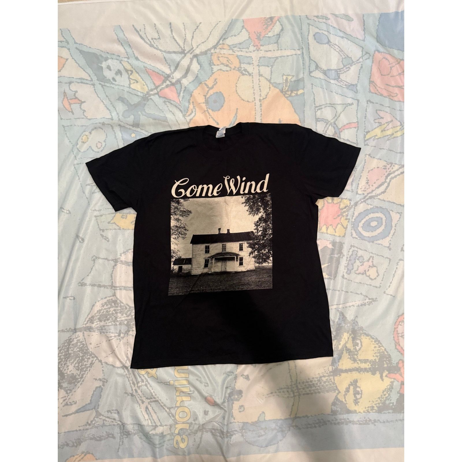 Gildan Come Wind Band T-Shirt - Perfect for Music Lovers! Size US XL / EU 56 / 4 - 1 Thumbnail