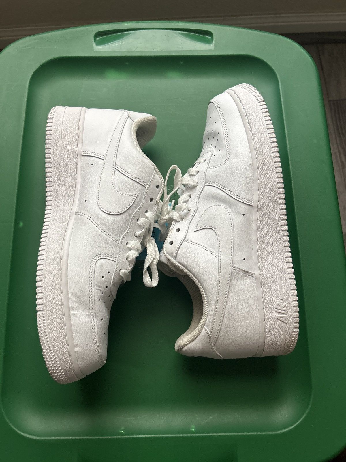 Nike Nike Air Force 1 Size US 11.5 / EU 44-45 - 2 Thumbnail