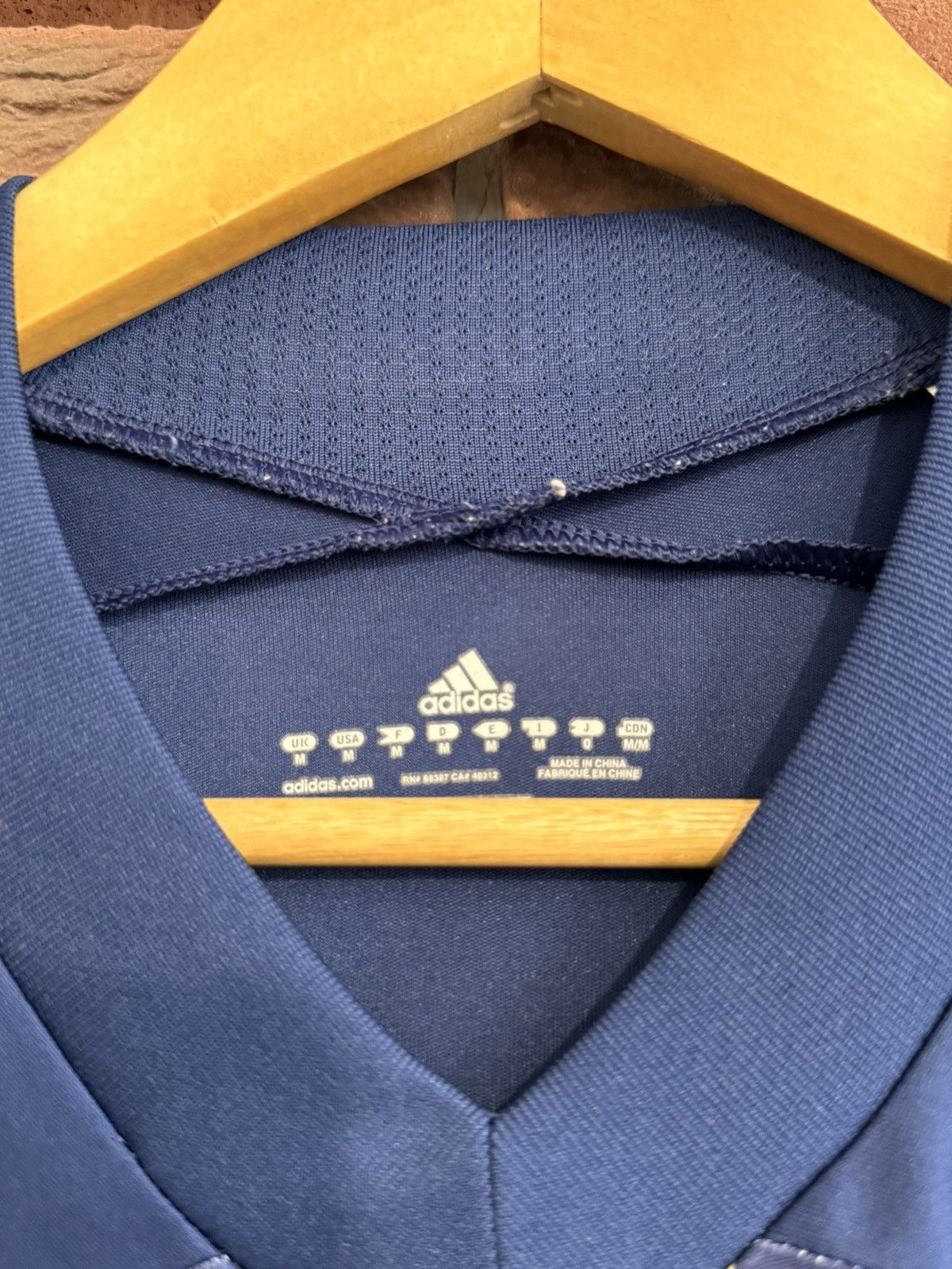 Adidas Rare Vintage 2011 Luzern Adidas FC Jersey Soccer Kit M Navy Size US M / EU 48-50 / 2 - 5 Thumbnail