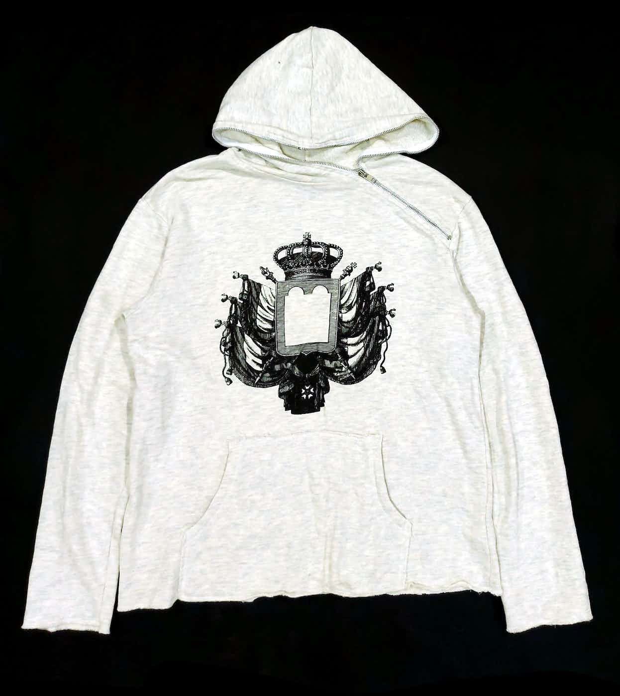 20471120 T’shirtism Works Japan Archival Crown Coat Of Arms Hoodie Size US M / EU 48-50 / 2 - 1 Thumbnail