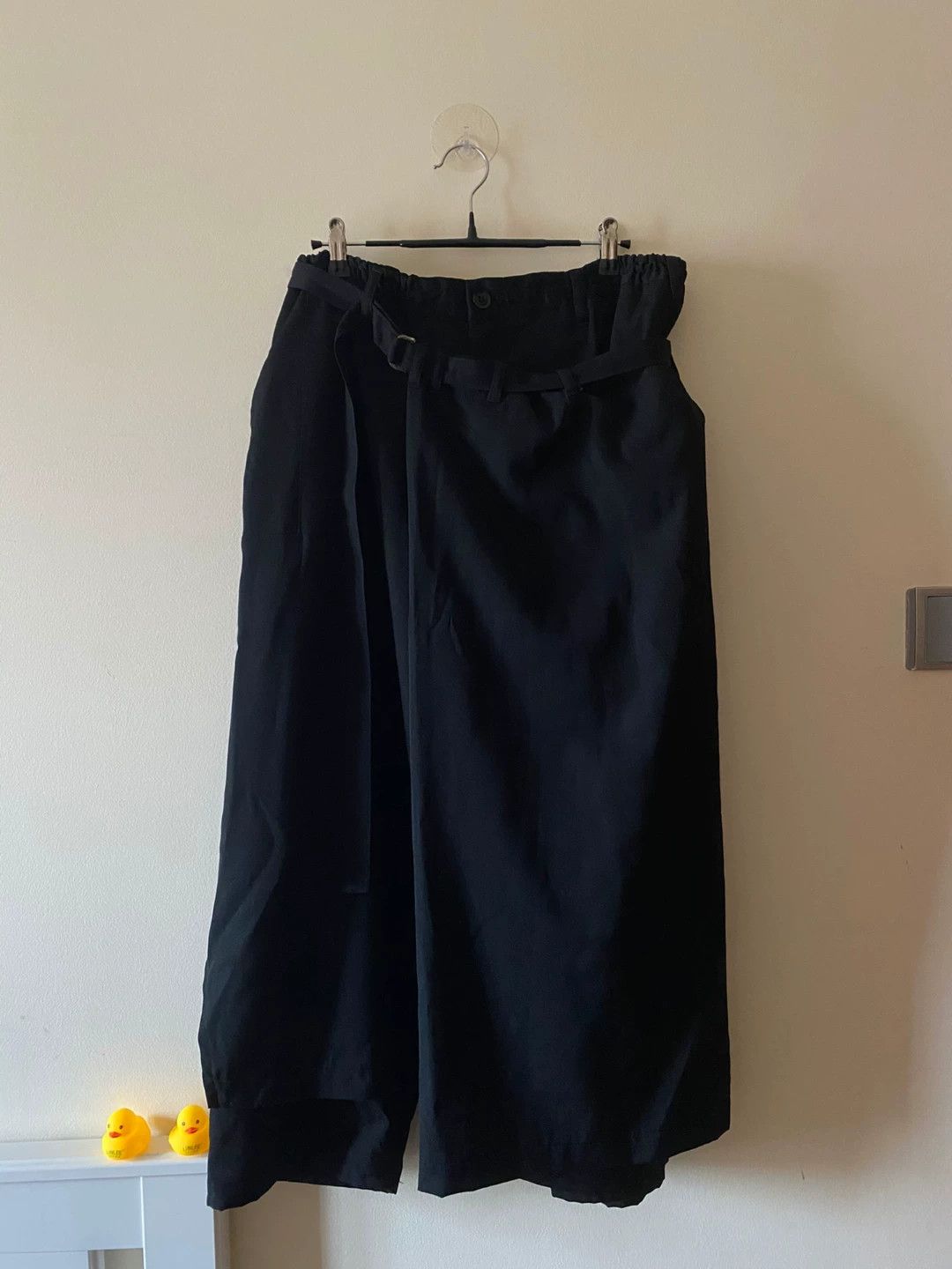 Yohji Yamamoto Yohji Yamamoto 14SS Rainy Season Culottes Black Size 3 Size US 34 / EU 50 - 1 Thumbnail