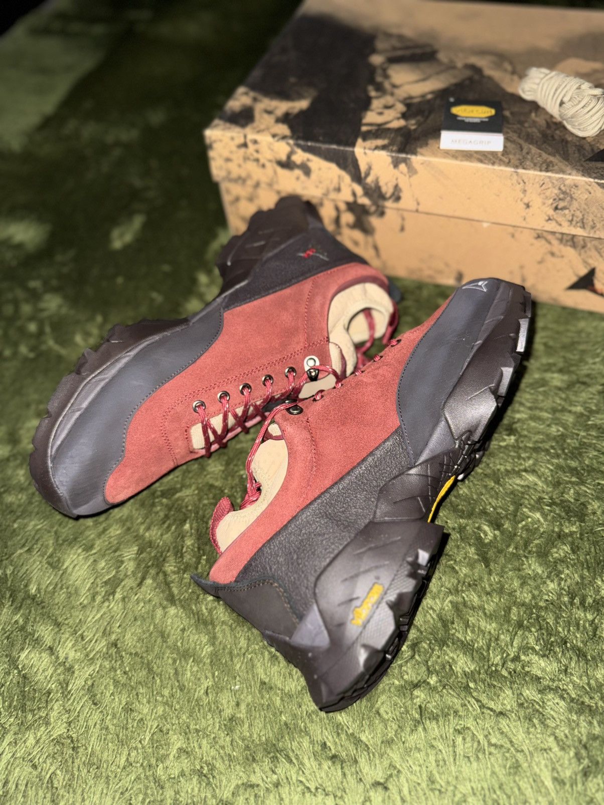 ROA [EU 44] ROA Hiking Neal Suede Sneakers Burgundy Black Size US 10.5 / EU 43-44 - 5 Thumbnail