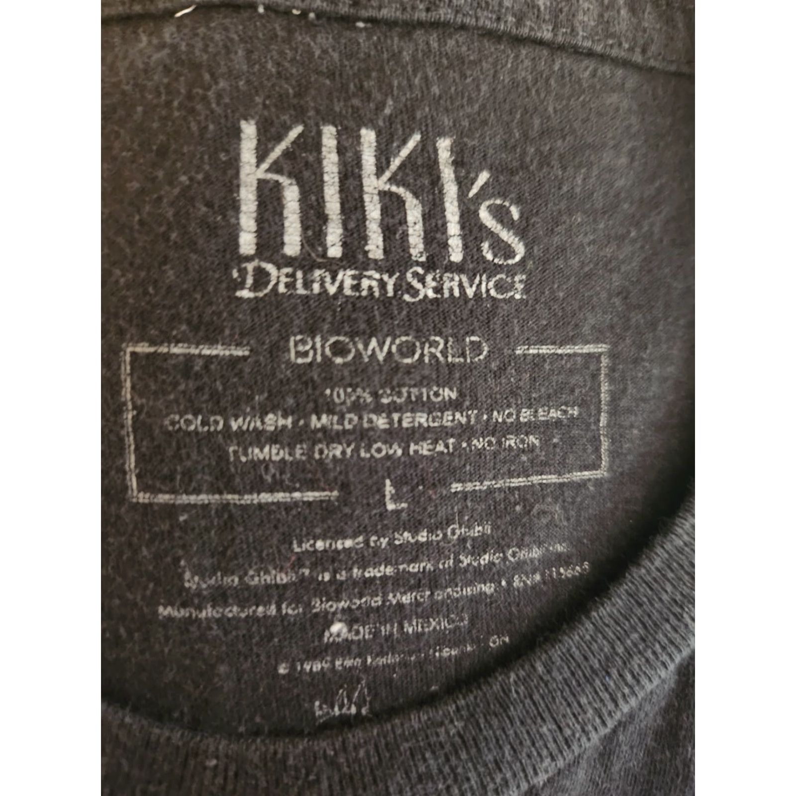 Vintage Kiki's Delivery Service Black Anime T Shirt Studio Ghibli Size Large Mens Regular Crew Neck Cotton Graphic Print Size US L / EU 52-54 / 3 - 2 Thumbnail