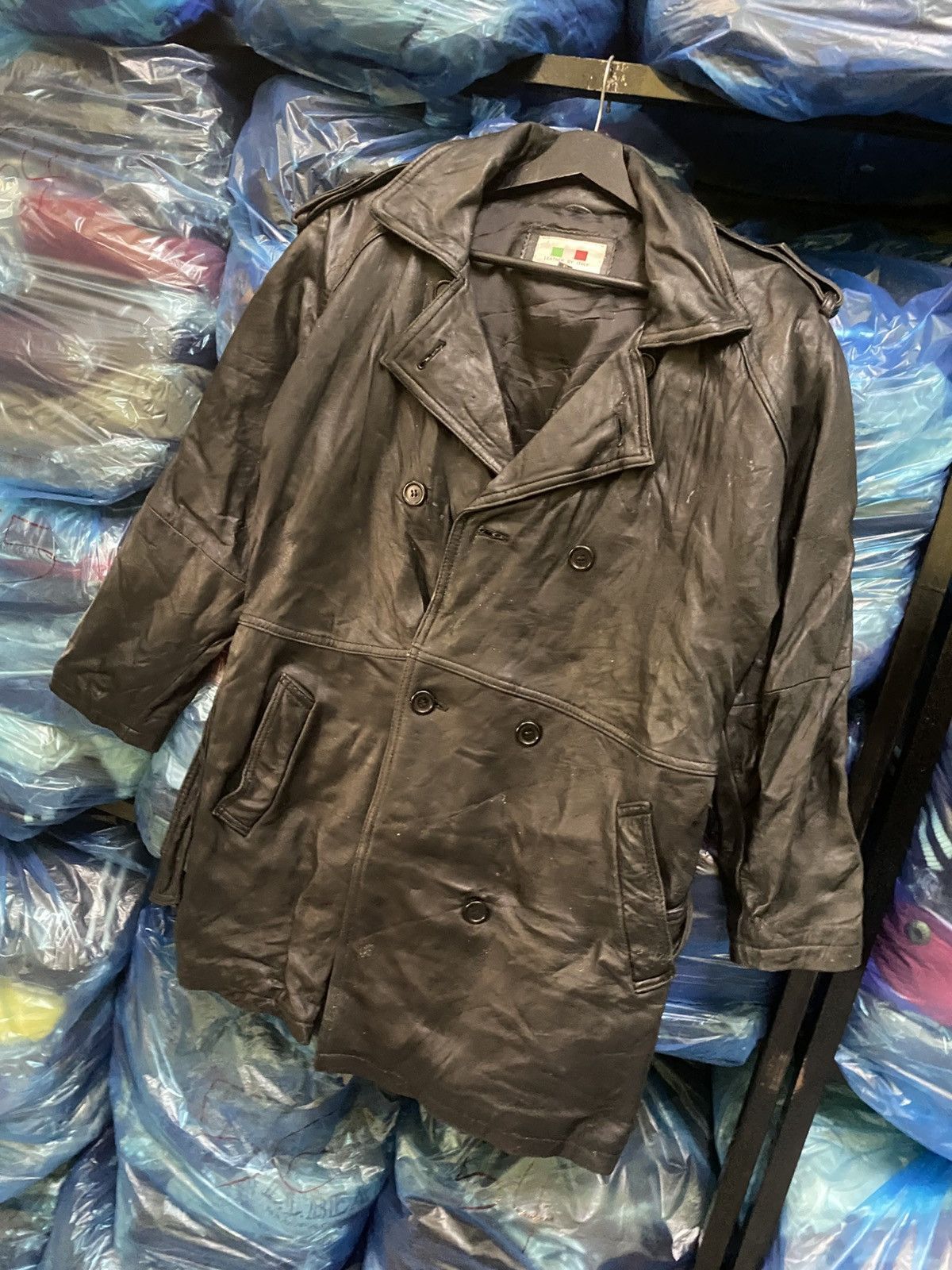 Other Vintage Italian Leather Double-Breasted Black Trench Coat Size US M / EU 48-50 / 2 - 2 Thumbnail