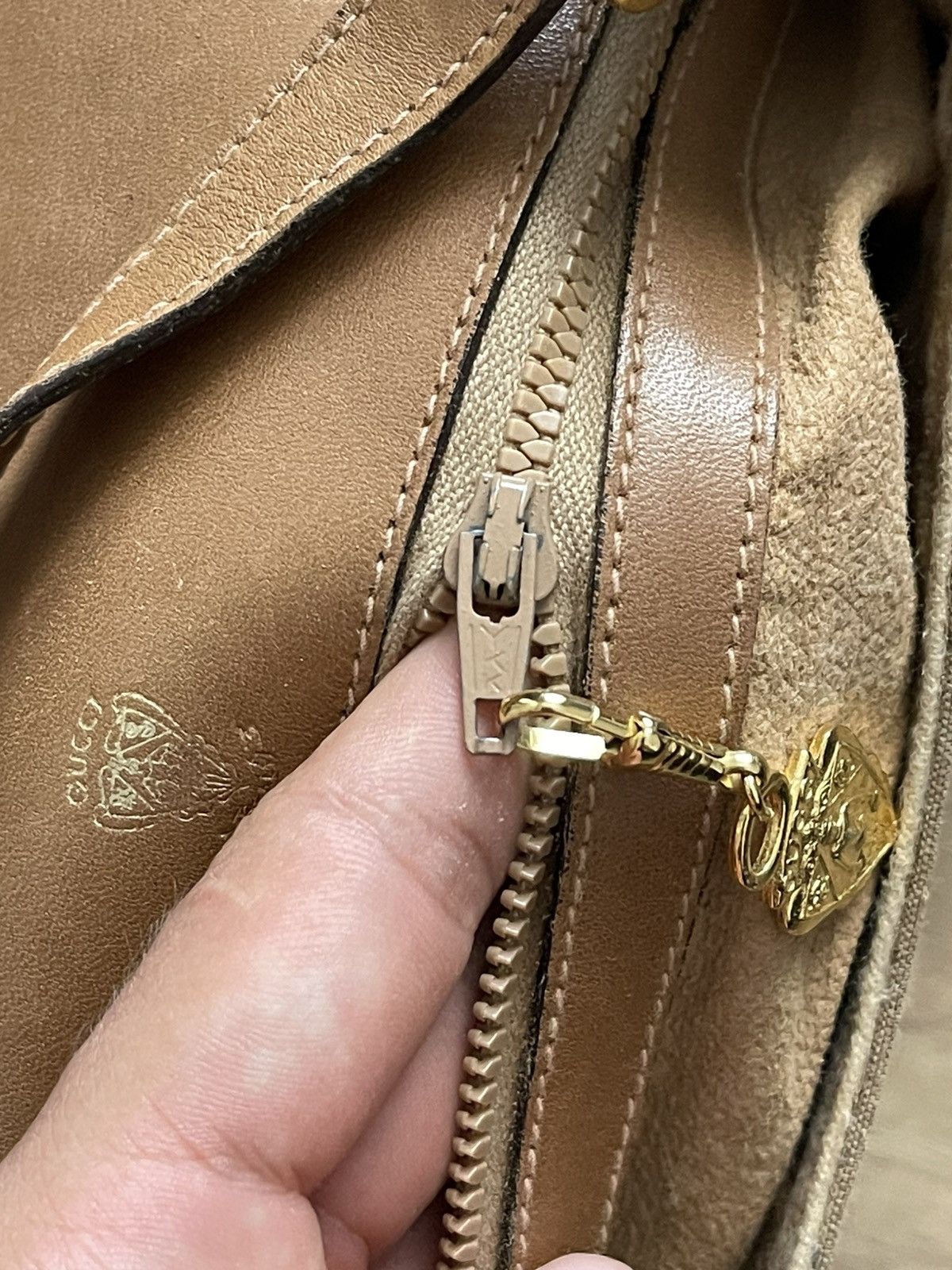 Gucci Gucci Italy Shoulder Bag Vintage 80s Size ONE SIZE - 17 Thumbnail