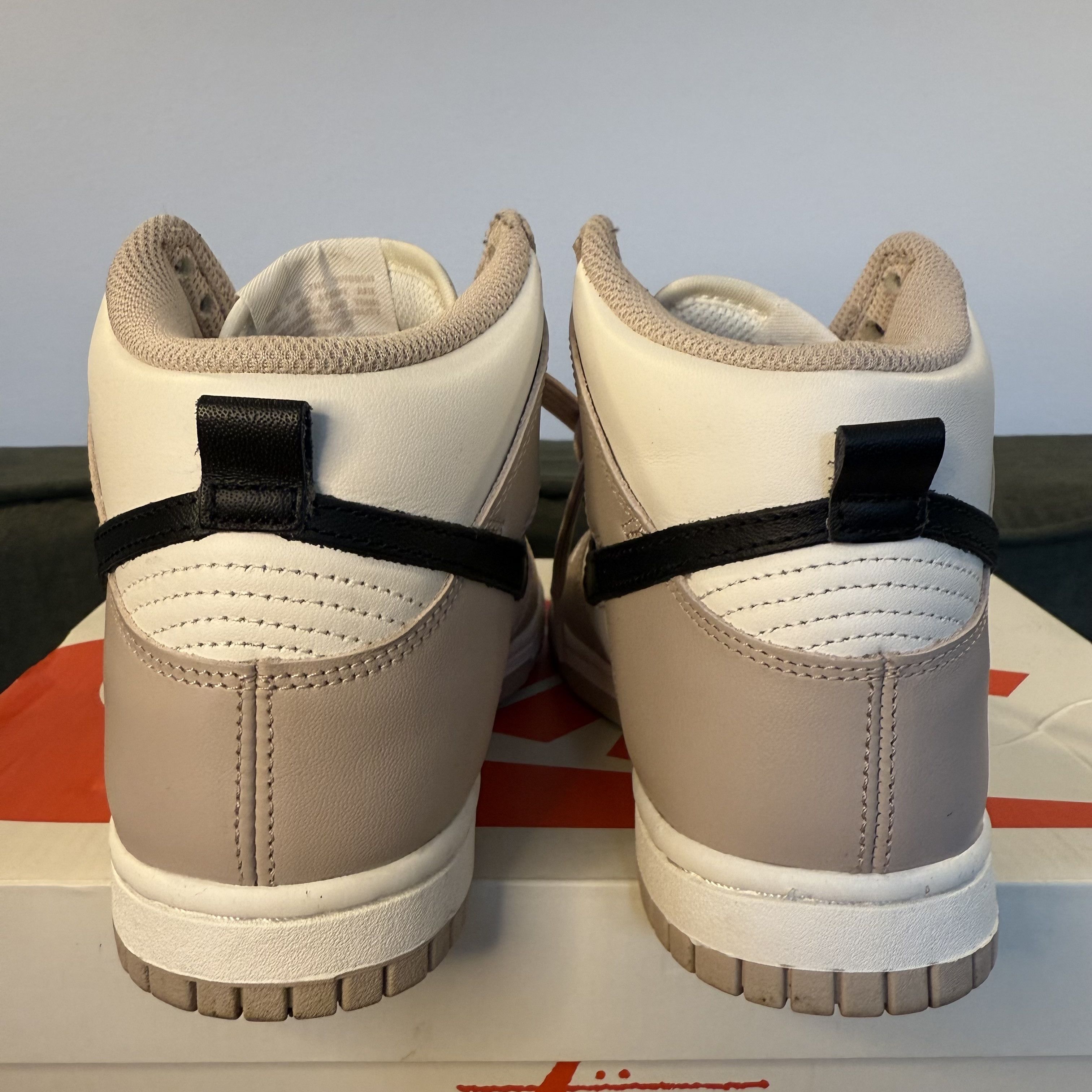 Nike Nike Dunk High 'Fossil Stone' DD1869-200, 5.5W Size US 5.5 / IT 35.5 - 4 Thumbnail