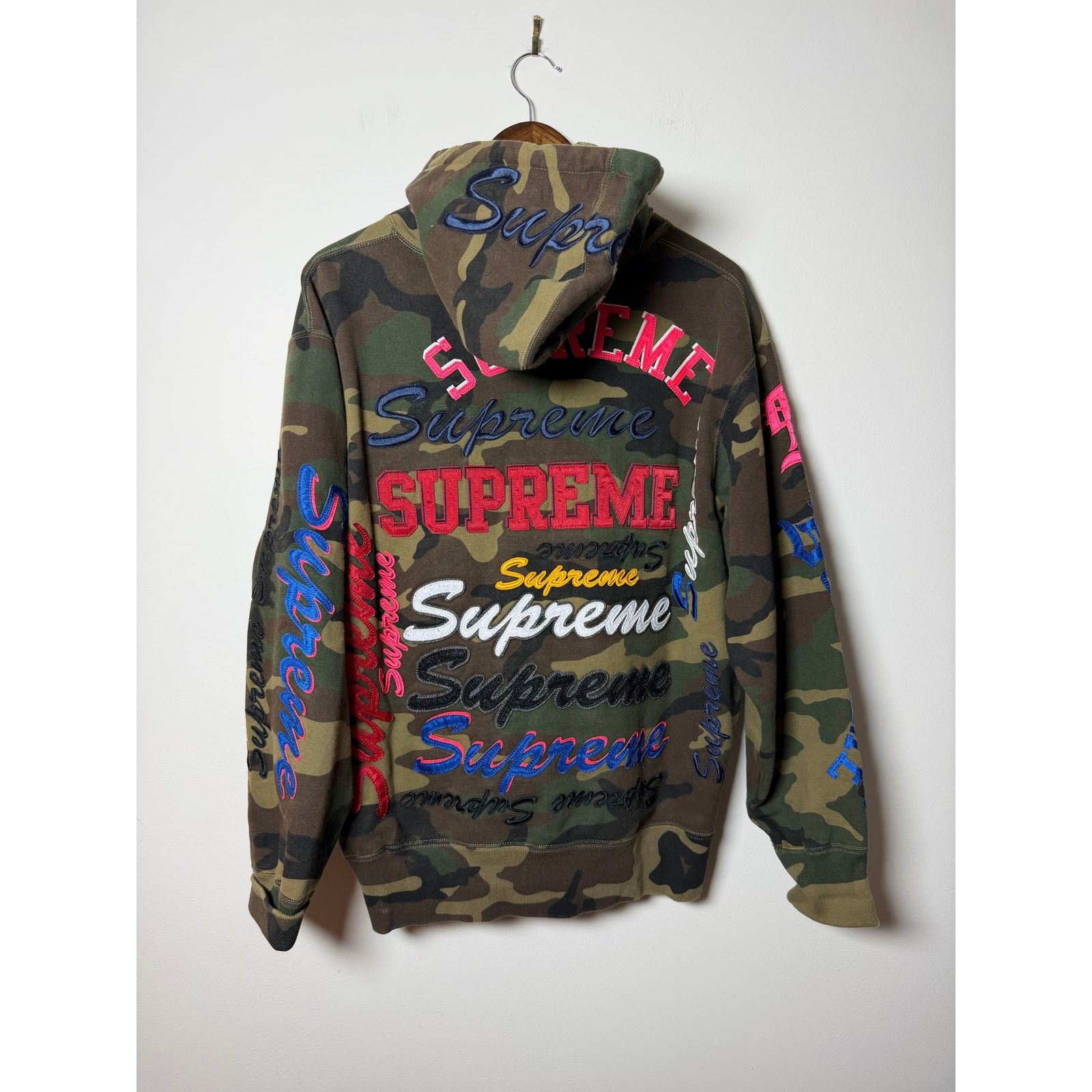 Supreme Supreme Multi Logo Hooded Sweatshirt Size US M / EU 48-50 / 2 - 1 Thumbnail
