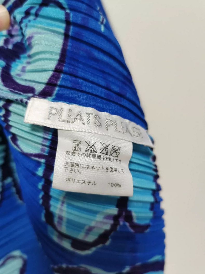Issey Miyake issey miyake size:3 Flower-pleated short sleeves Size XXS / US 00 / IT 34 - 3 Thumbnail