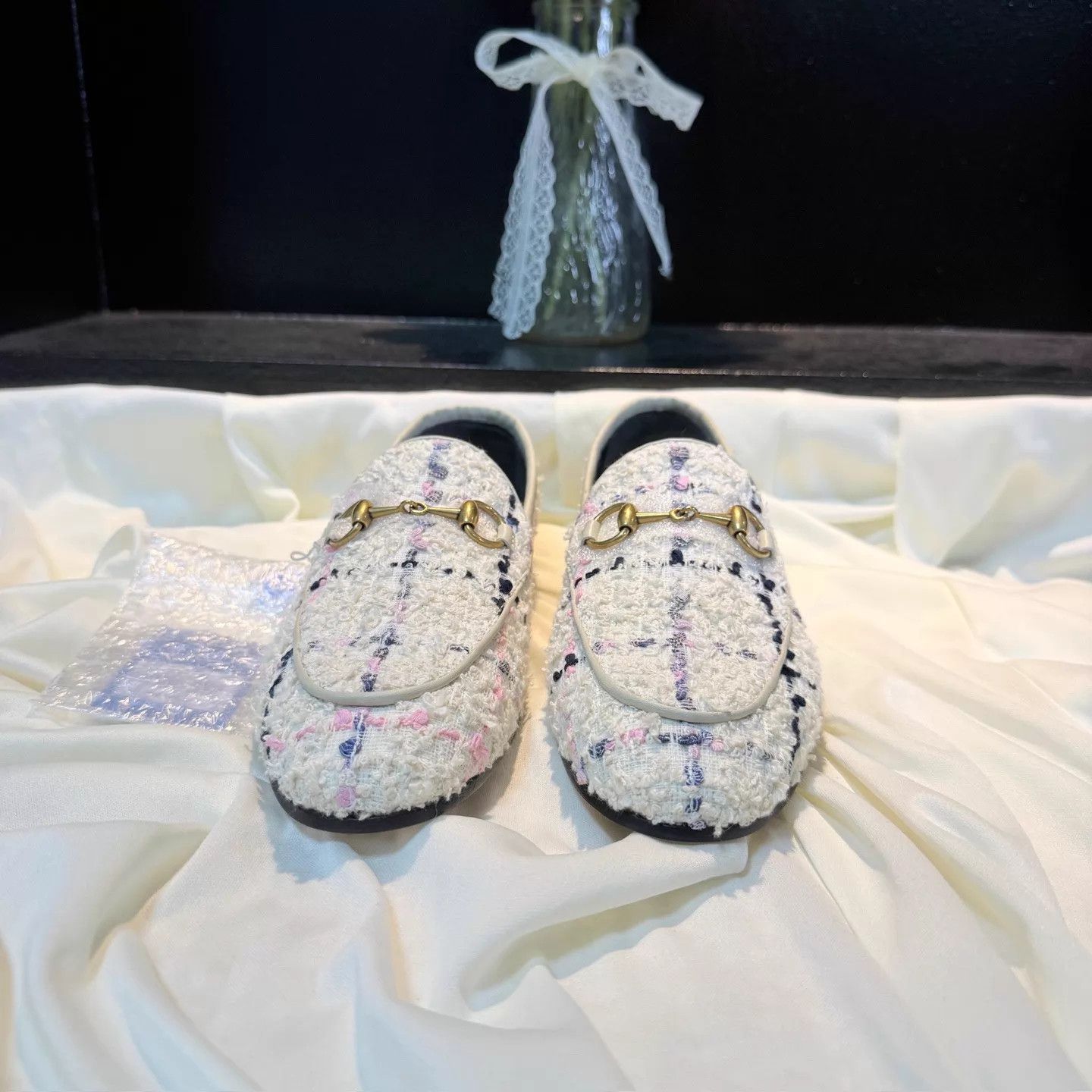 Gucci GUCCI Woven Horsebit White & Color LowHeel Shoes 35 Size US 4.5 / IT 34.5 - 2 Thumbnail