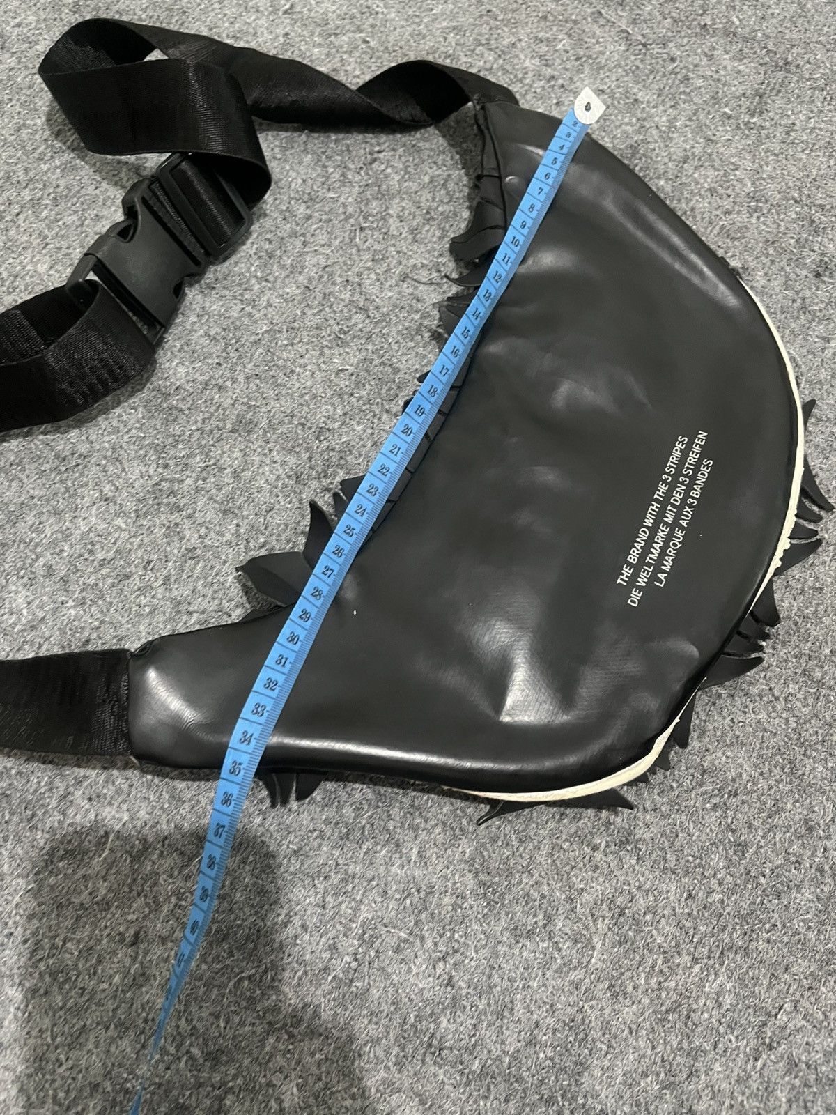 mercibeaucoup Adidas x Mercibeaucoup "Shark" Spiky Waist Bag Eri Utsugi Size ONE SIZE - 7 Thumbnail