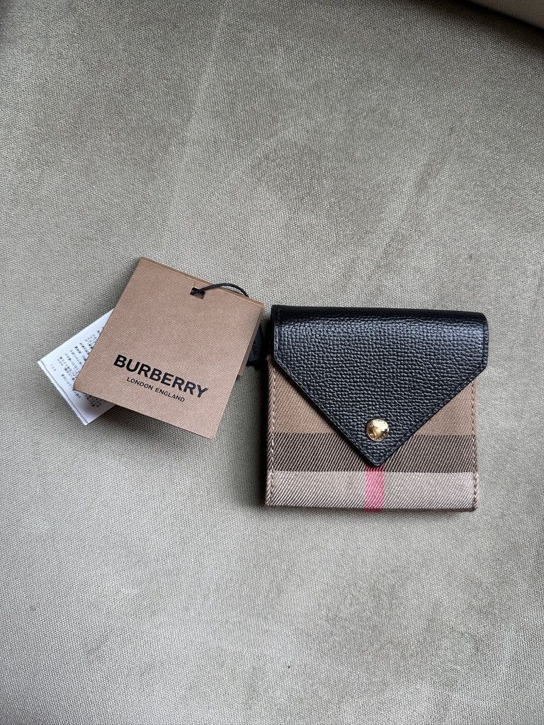 Burberry Burberry check wallet never used Size ONE SIZE - 2 Thumbnail