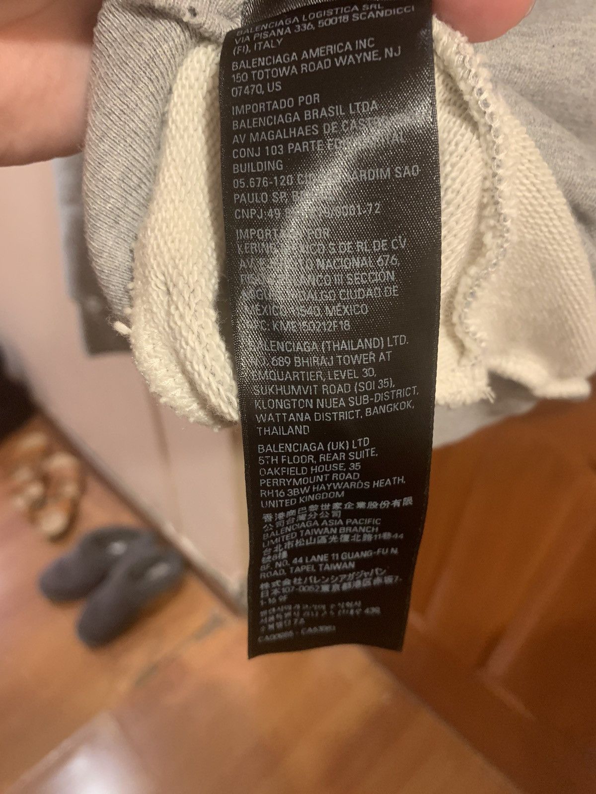 Balenciaga Balenciaga ai generated hoodie RARE Size US XL / EU 56 / 4 - 17 Thumbnail