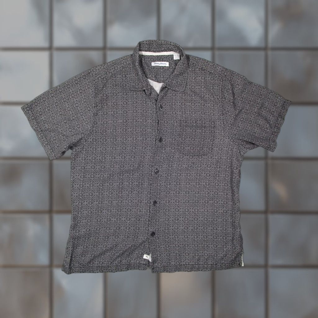 Tommy Bahama Tommy Bahama Shirt Extra Large Gray Button-Up Silk Camp Hawaiian Tiki 70s Mens Size US XL / EU 56 / 4 - 1 Thumbnail
