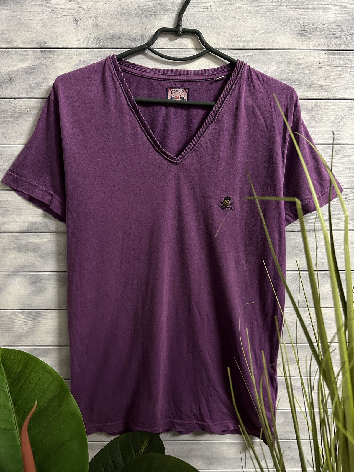 Diesel Rare Vintage T-Shirt Small Punk Logo Avant-Garde Y2K style. Size US L / EU 52-54 / 3 - 1 Thumbnail