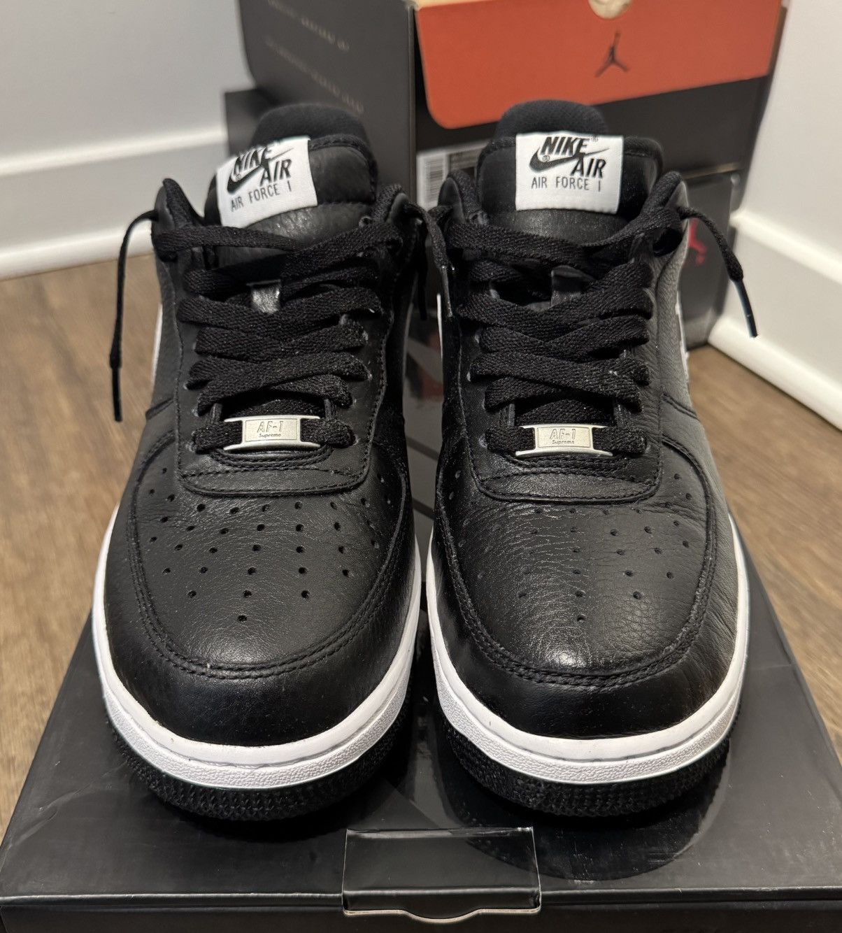Comme des Garcons Supreme x Comme des Garçons Nike Air Force 1 (2018) VNDS Size US 9 / EU 42 - 5 Thumbnail