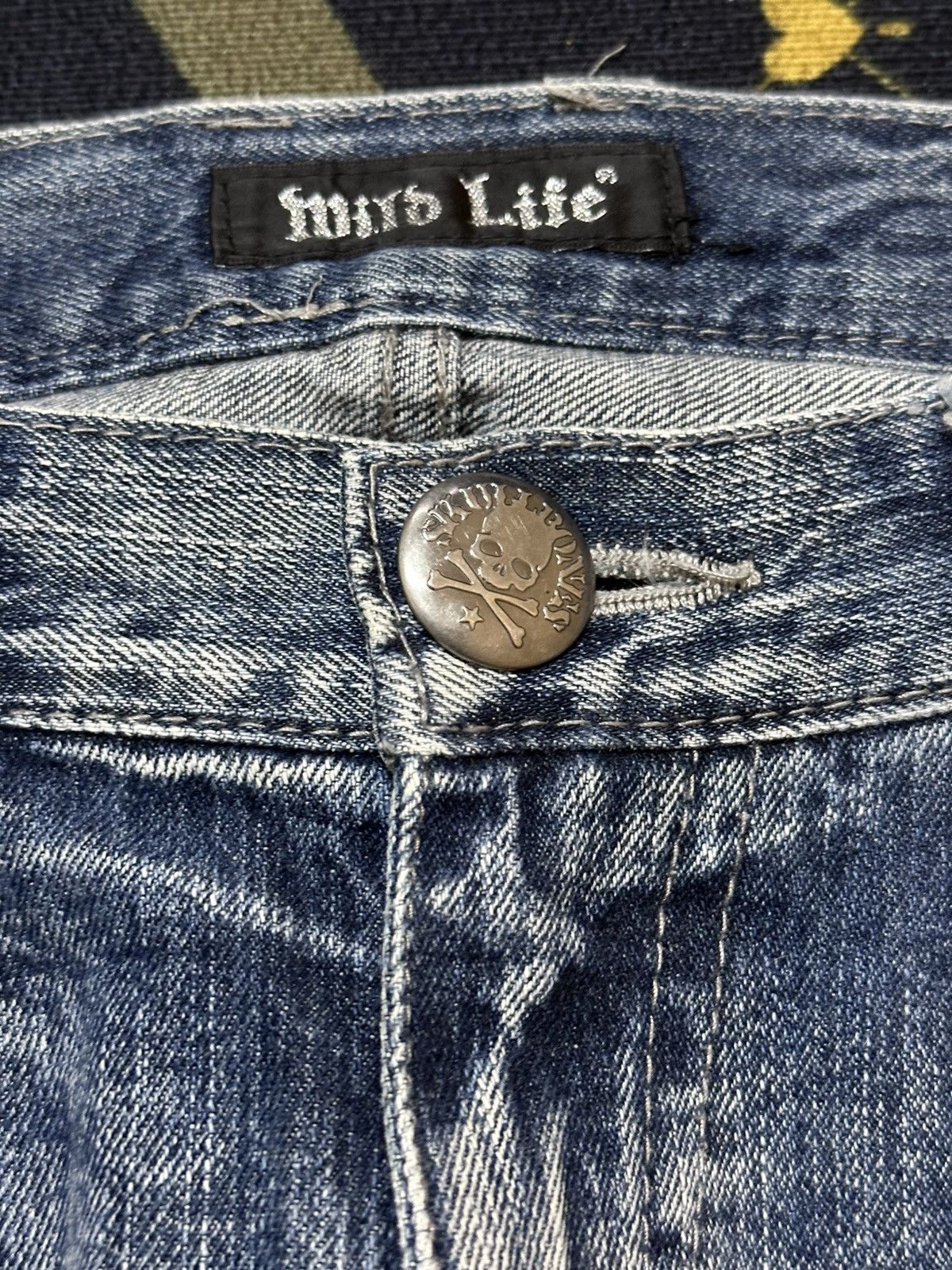 Japanese Brand Vintage Wild Life Stamped Grunge Honeycomb Distressed Denim Size US 34 / EU 50 - 8 Thumbnail