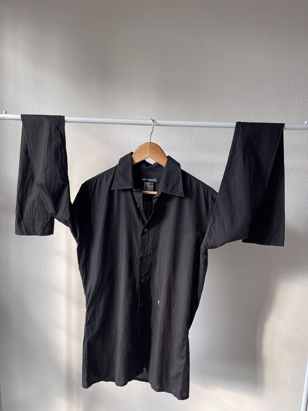 Raf Simons 1999 Raf Simons Elongated Sleeve Shirt Size US M / EU 48-50 / 2 - 4 Thumbnail