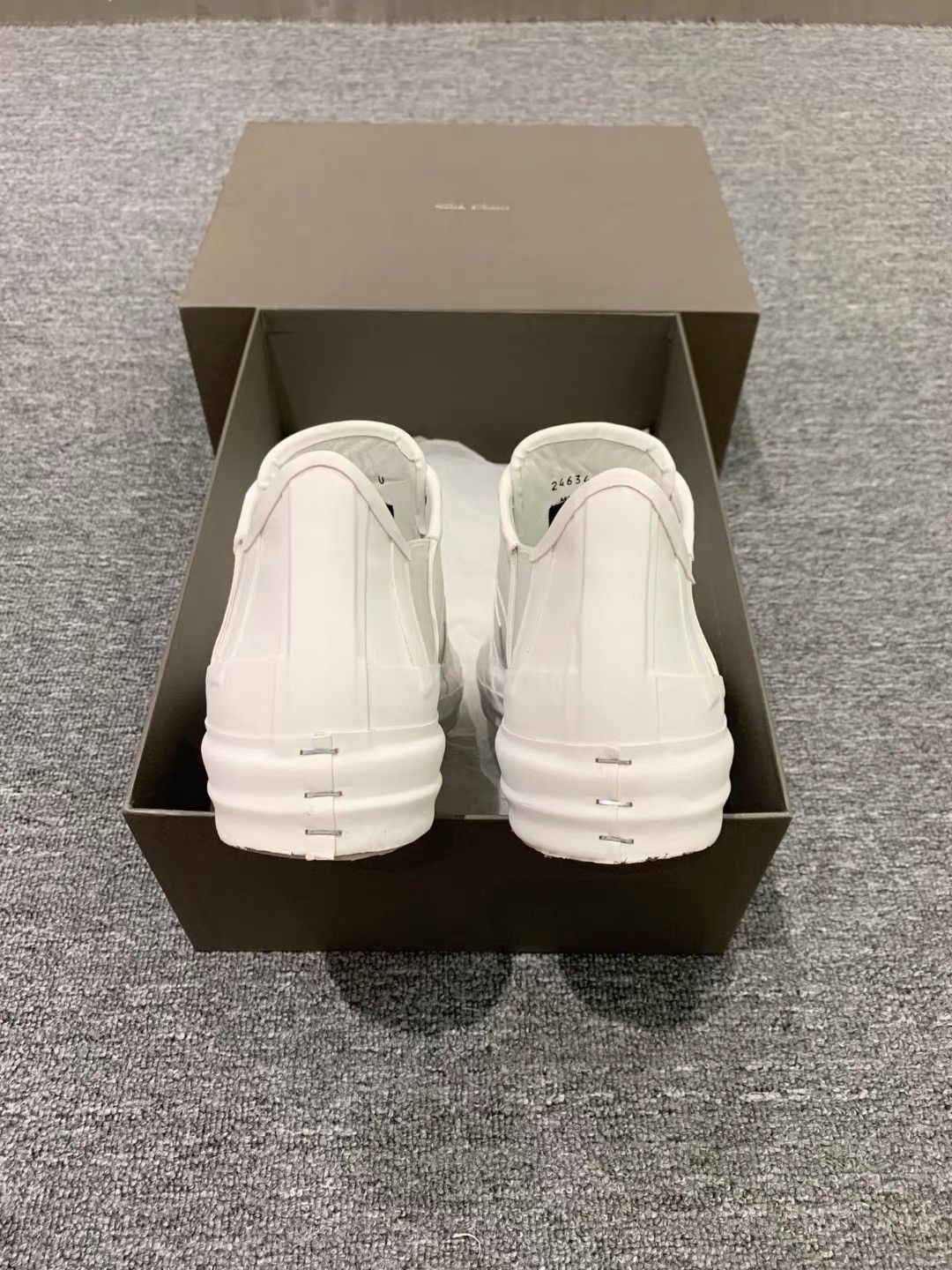 Rick Owens Rick Owens 20SS Mainline White Inverted Triangle K34 Size US 6 / IT 36 - 4 Thumbnail
