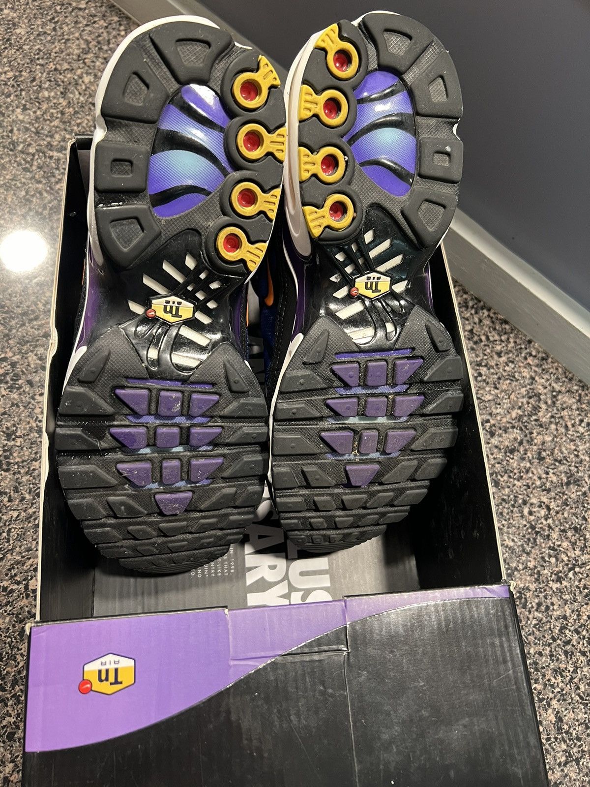 Nike Air Max Plus OG 'Voltage Size US 7.5 / EU 40-41 - 8 Thumbnail