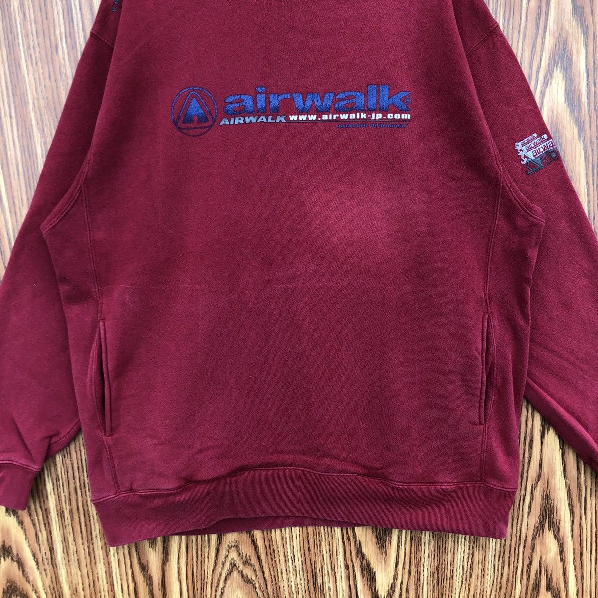 Airwalk Vintage Airwalk Sweatshirt Crewneck Pullover Size US L / EU 52-54 / 3 - 4 Thumbnail