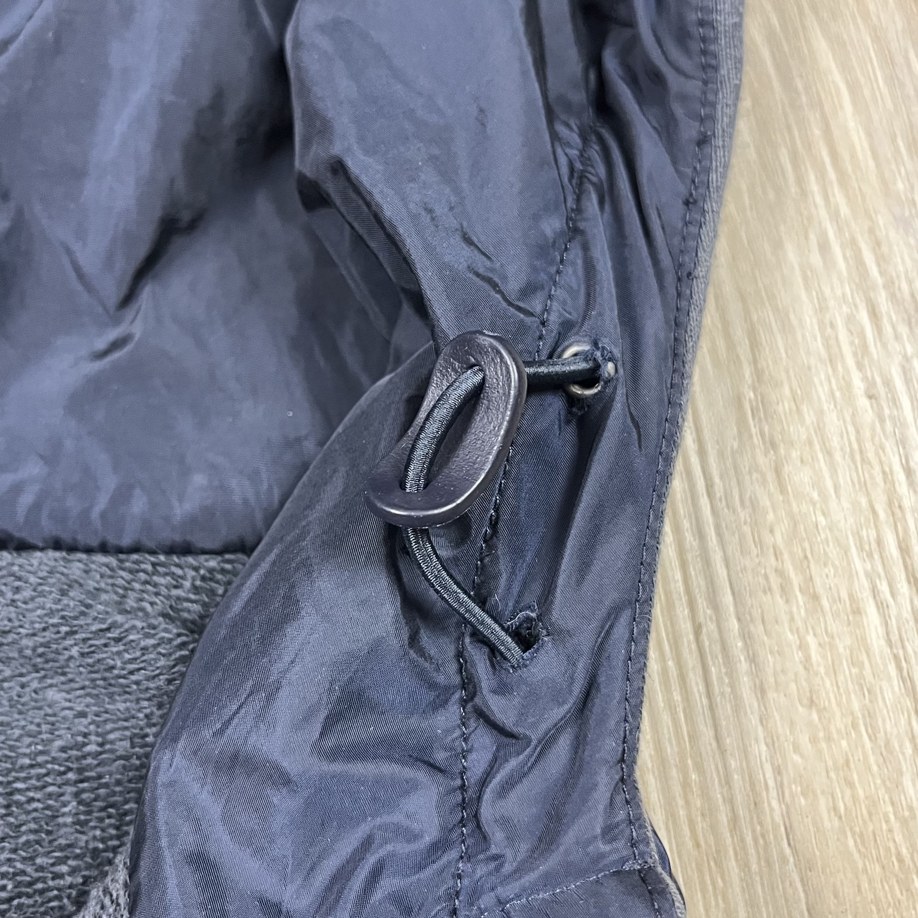 Prada VTG Y2K Prada Full Zip Hooded Sweatshirt Black Blue Nylon Size M / US 6-8 / IT 42-44 - 11 Thumbnail
