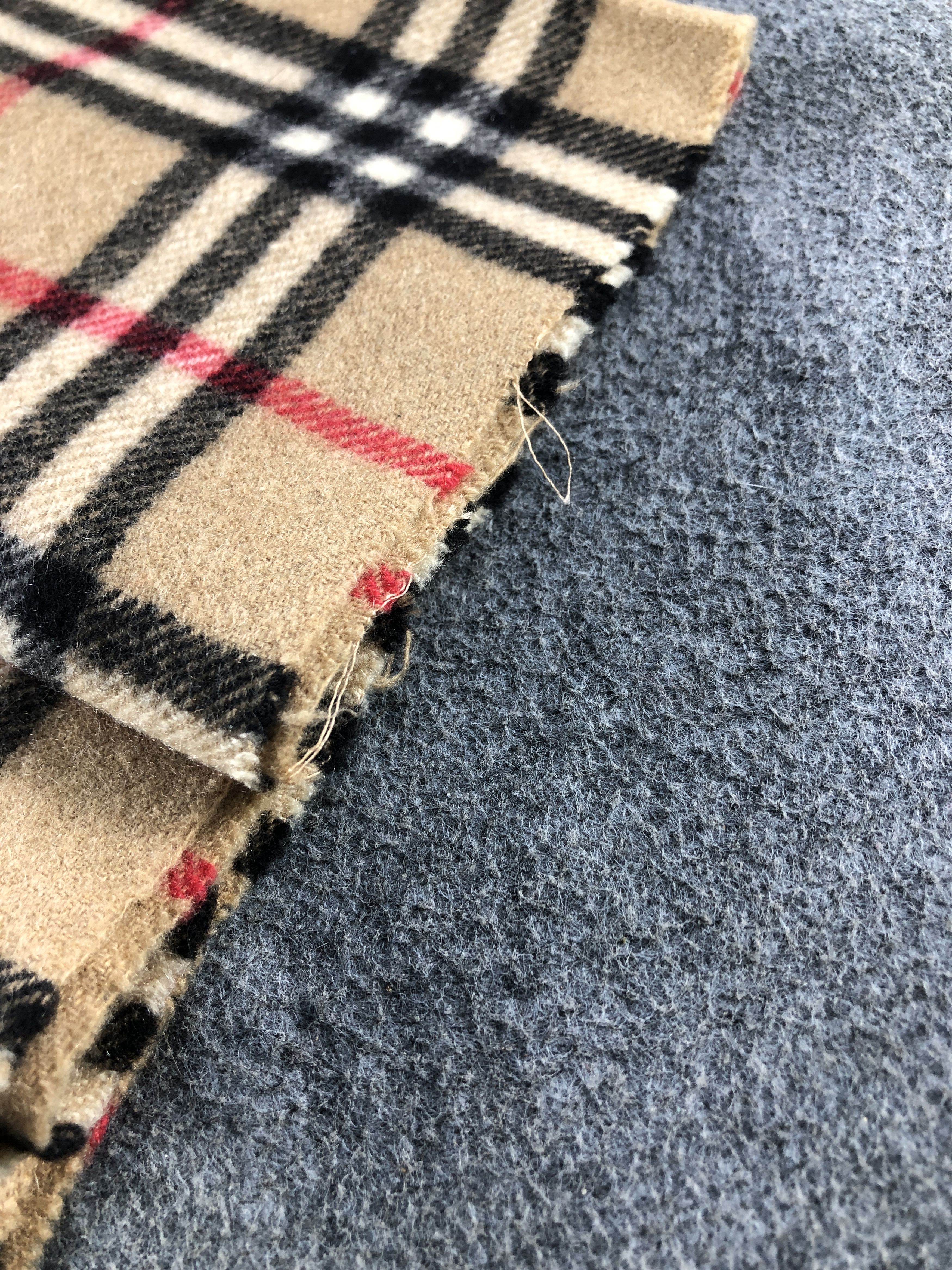 Burberry Burberry Cashmere Scarf / Muffler / Neckwear P788 Size ONE SIZE - 6 Thumbnail
