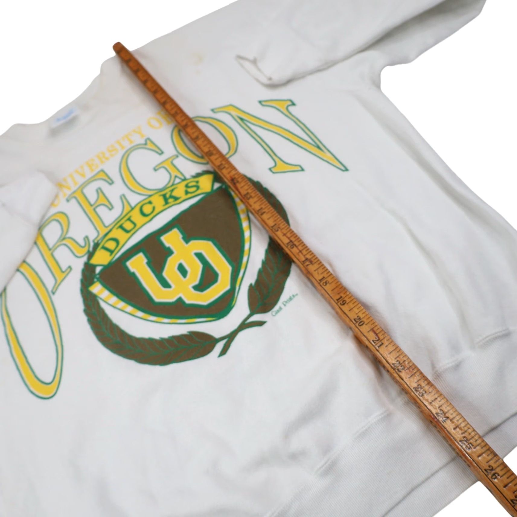 Vintage VINTAGE University of Oregon Ducks Graphic Sweatshirt Men L White Pullover Sweatshirt Regular 9/10 22"x26" Size US L / EU 52-54 / 3 - 8 Thumbnail