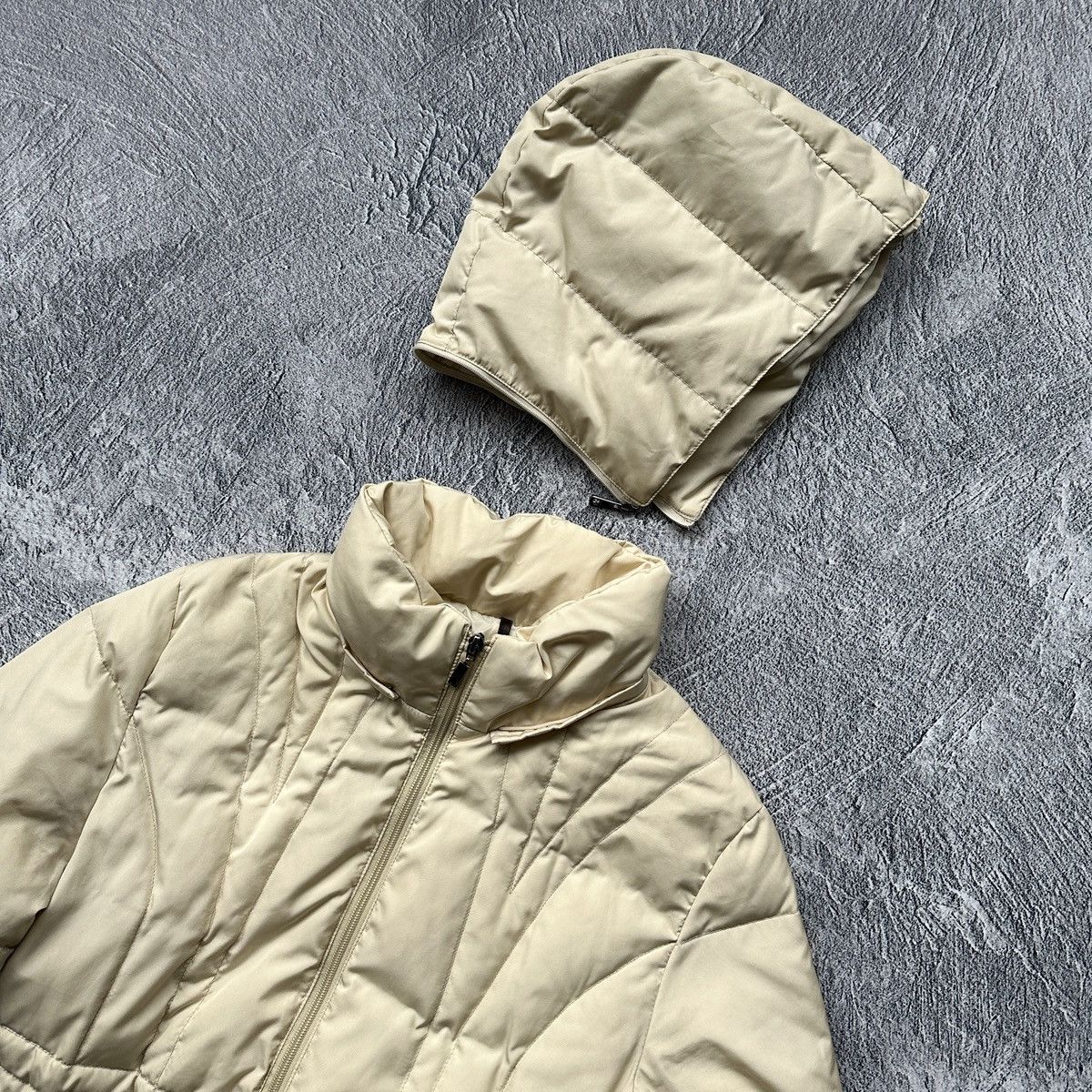 Moncler Women’s Moncler Long Down Quilted Coat with Detachable Hood Size M / US 6-8 / IT 42-44 - 12 Thumbnail
