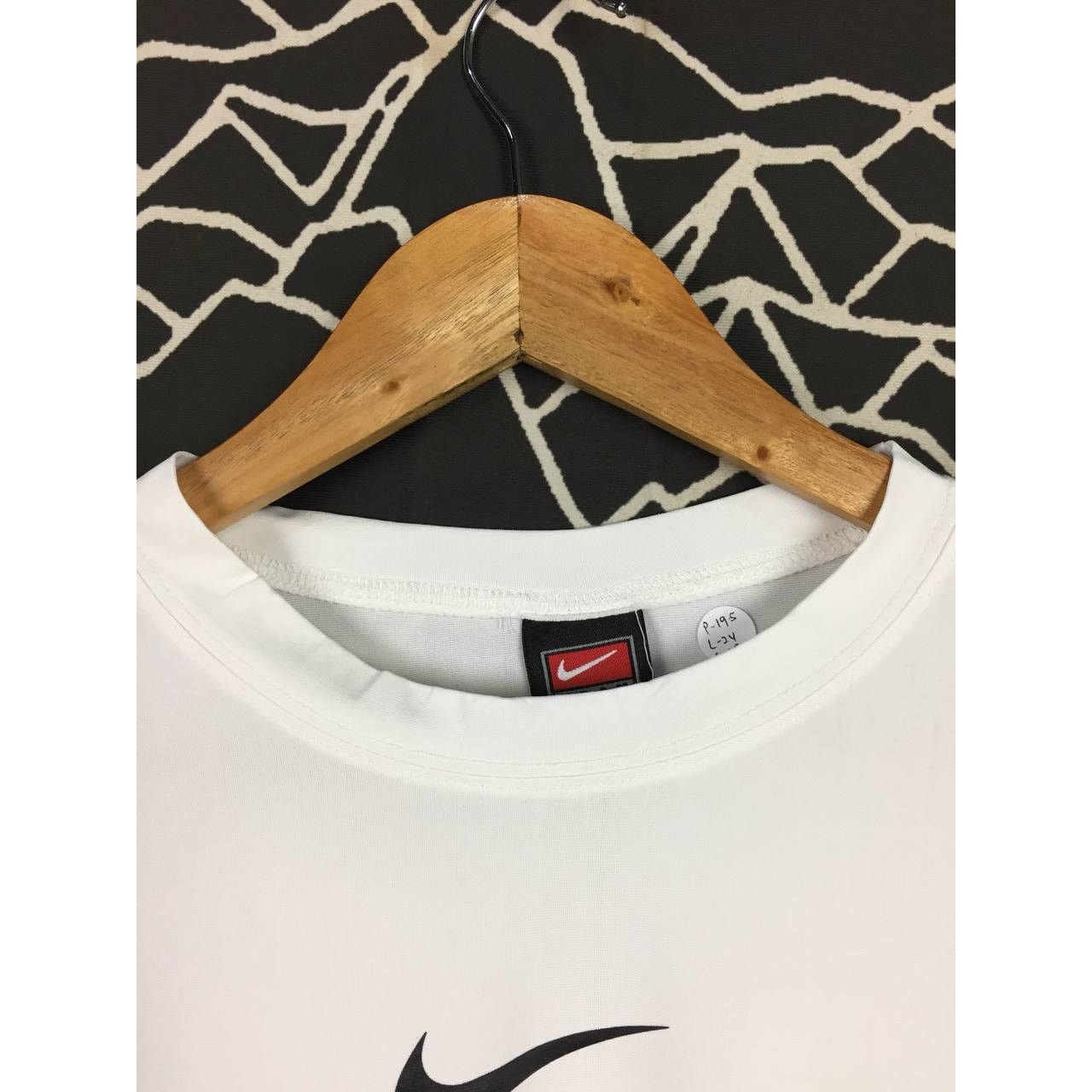 Nike × Vintage Nike Swoosh Center Logo Performance Lightweight Jersey Size US M / EU 48-50 / 2 - 4 Thumbnail