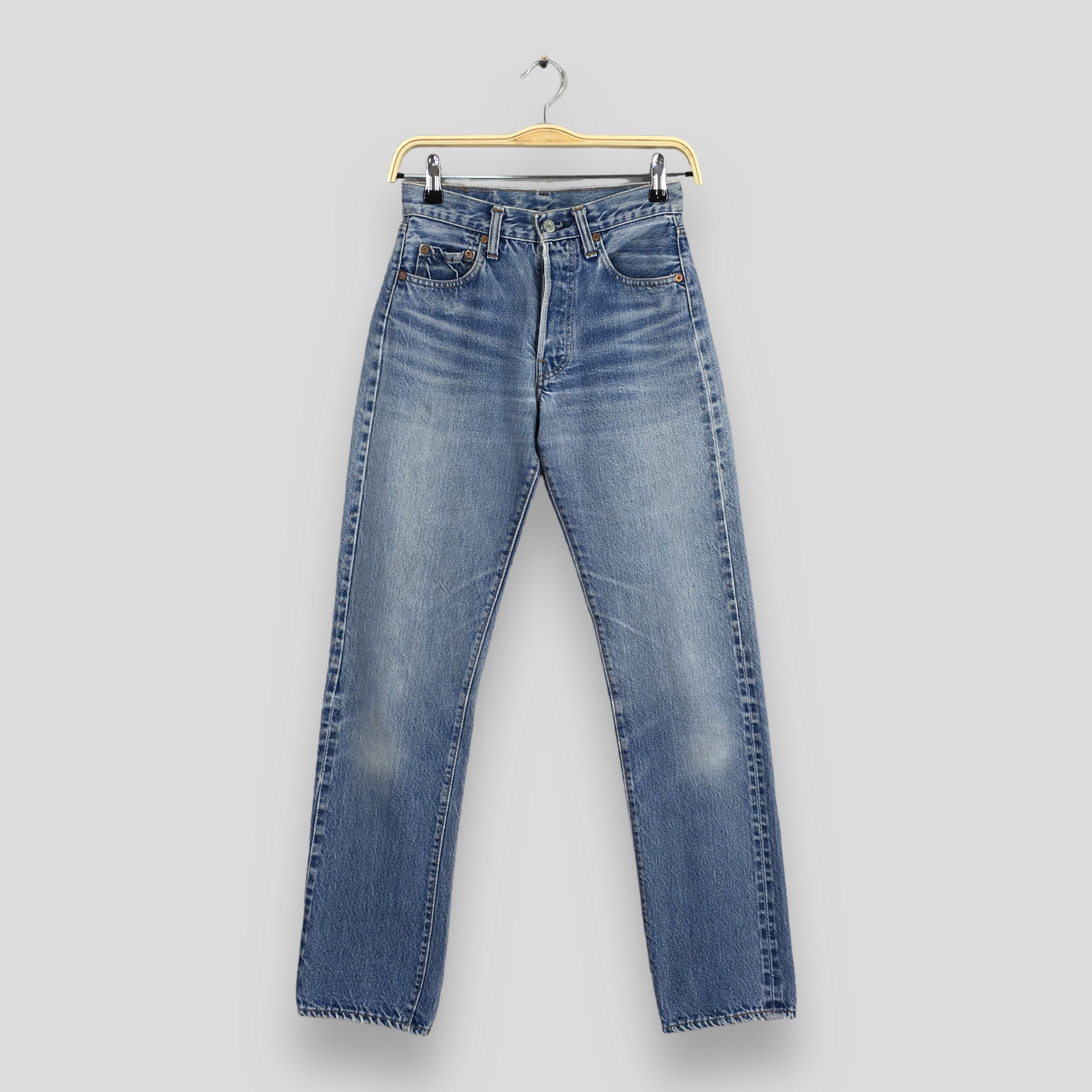 image of Size 24X30.5 Vintage 70's Levi's 501 Selvedge Stonewash Jeans in Blue, Women's
