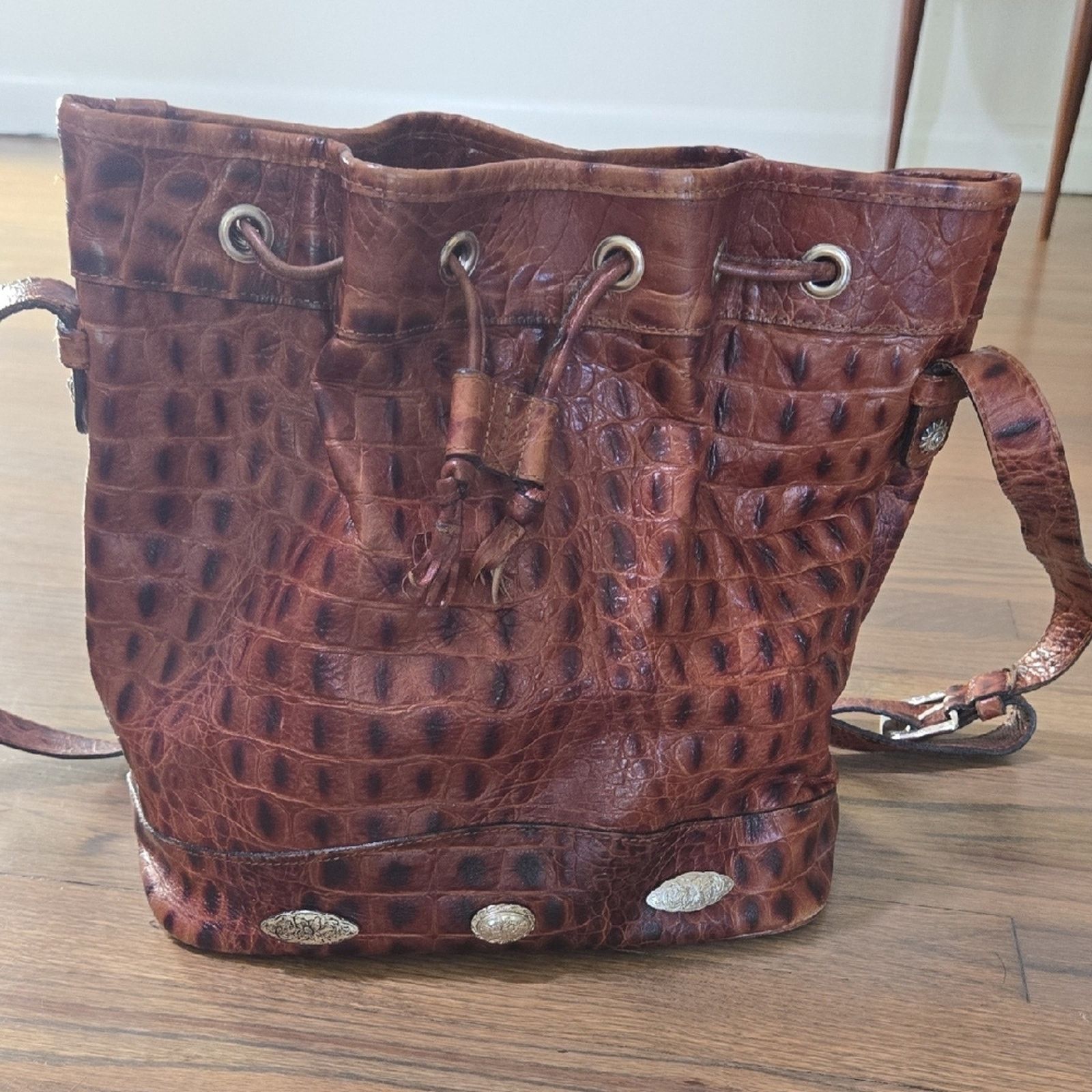 & Other Stories Vintage Crocodile Pattern Leather Women's Bucket Bag Size ONE SIZE - 1 Thumbnail