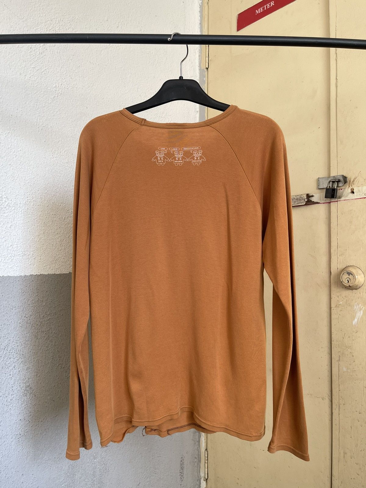 Band Tees Vintage 2000s Radiohead Volcano Erupts Longsleeve Shirt Size US M / EU 48-50 / 2 - 3 Thumbnail