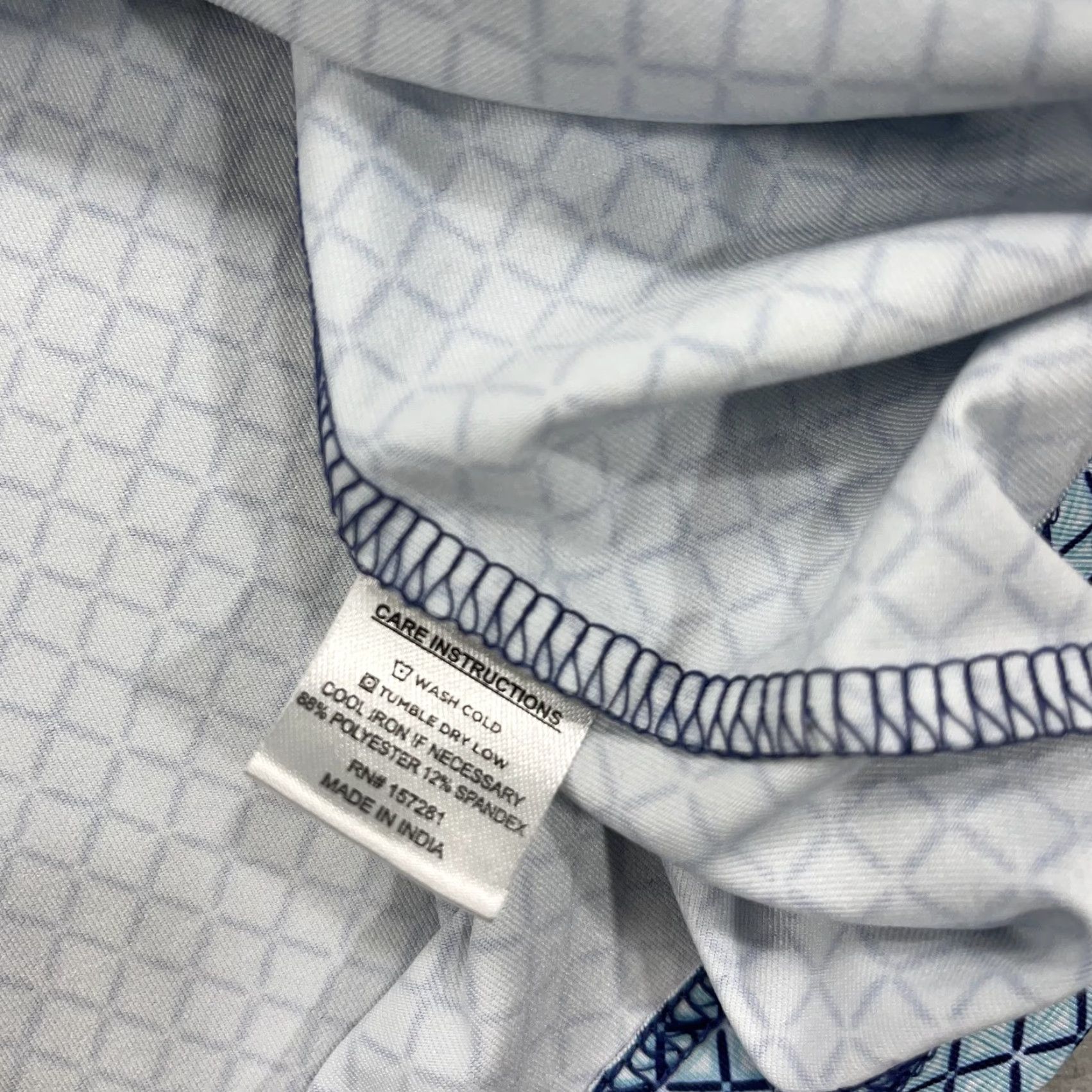 Mizzen+Main Mizzen+Main Pullover Mens Large Blue Geometric 1/4 Zip Mock Neck Stretch AOP Size US L / EU 52-54 / 3 - 6 Thumbnail