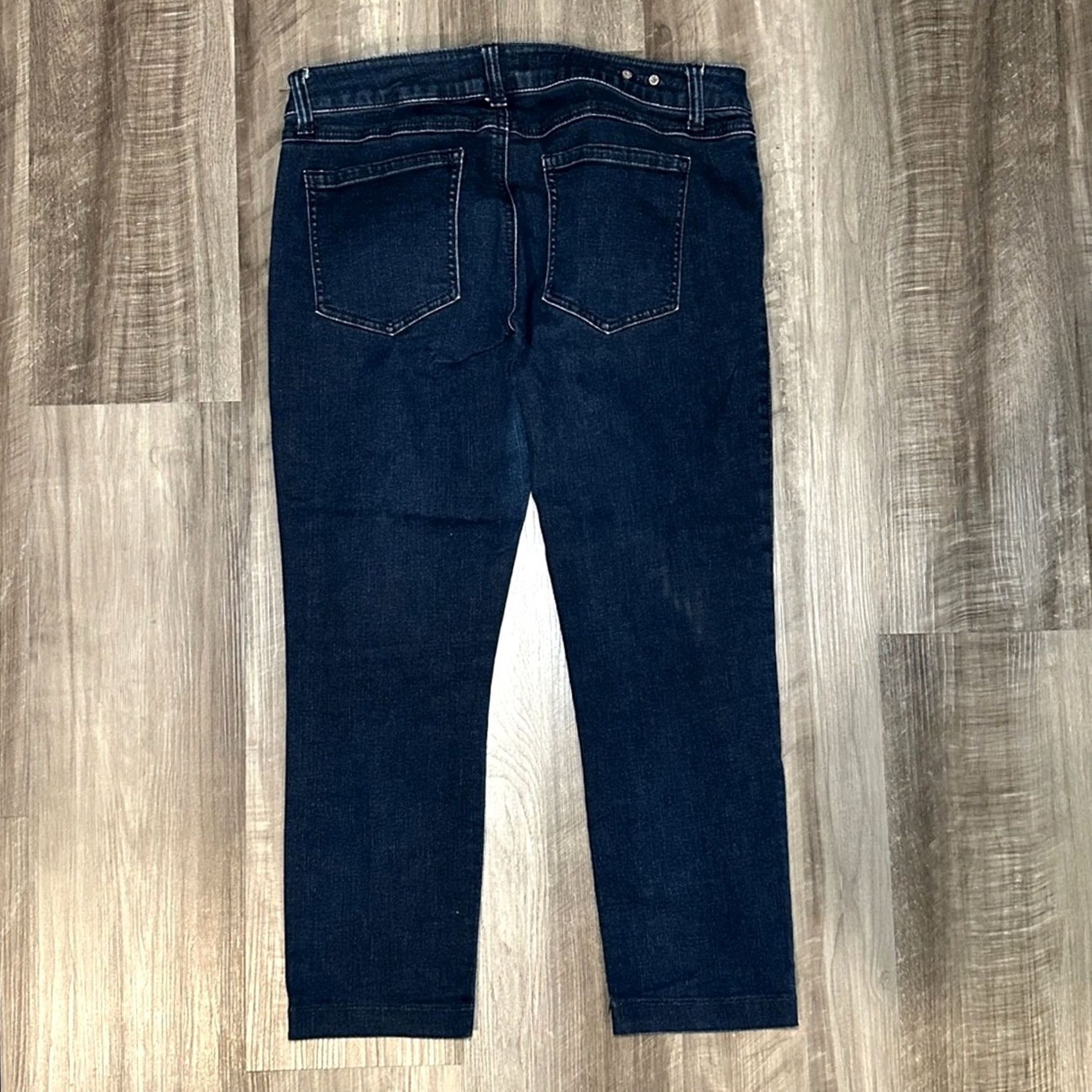 Vintage CAbi Jeans Short Description Size 28" / US 6 / IT 42 - 2 Thumbnail