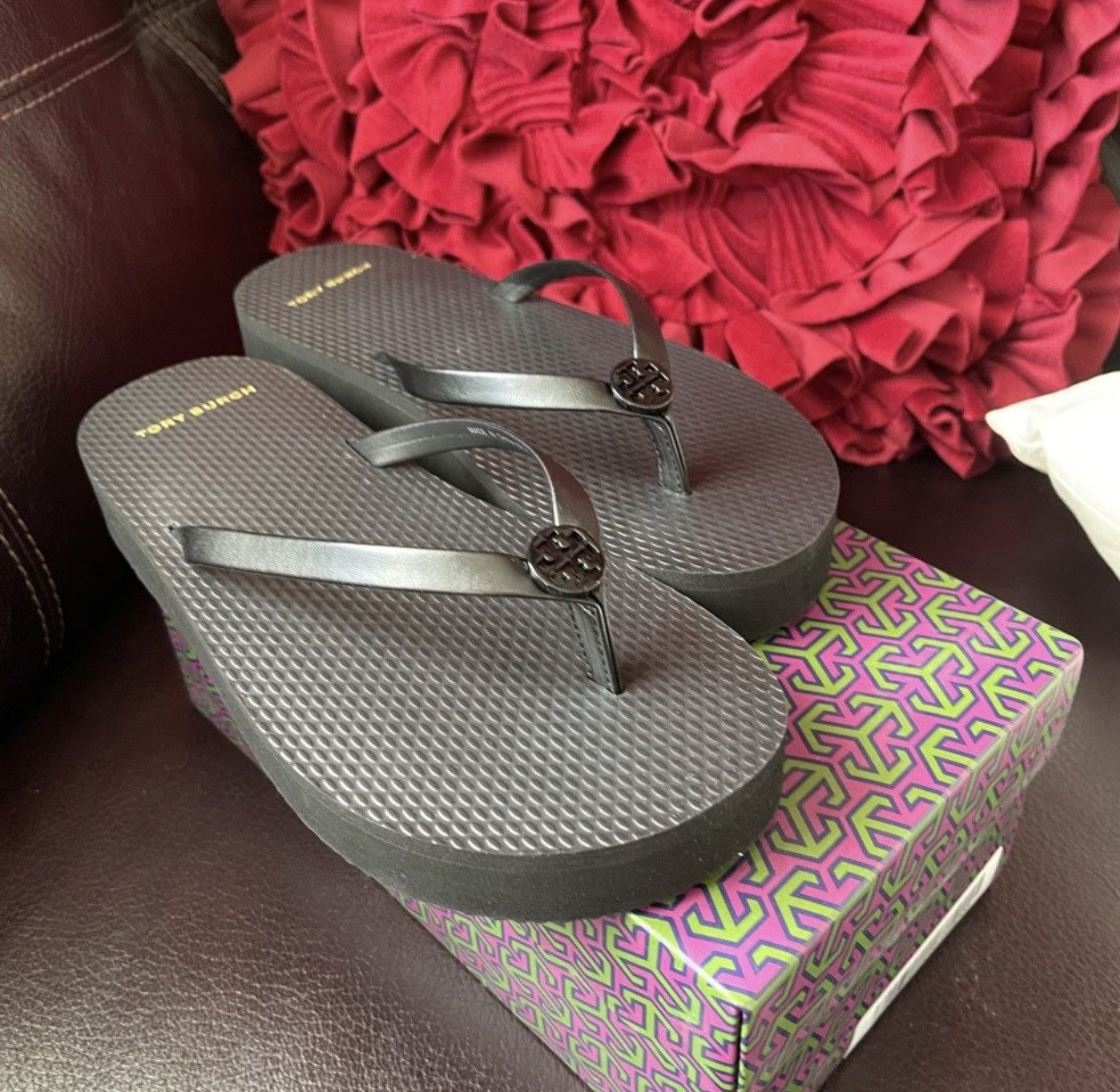 Tory Burch NWT Tory Burch Thin leather Strap Black Platform Flip Flop Size US 6 / IT 36 - 6 Thumbnail