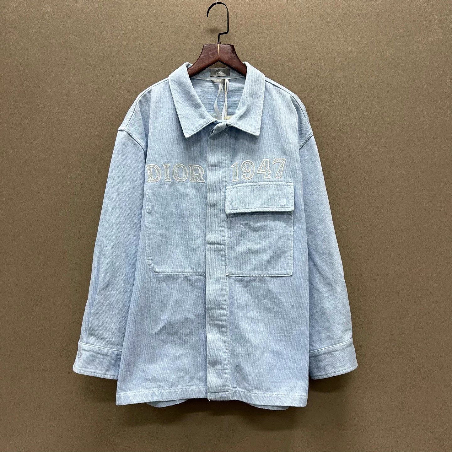 Dior Dior light blue logo denim jacket 99 new 50 Size US M / EU 48-50 / 2 - 1 Thumbnail
