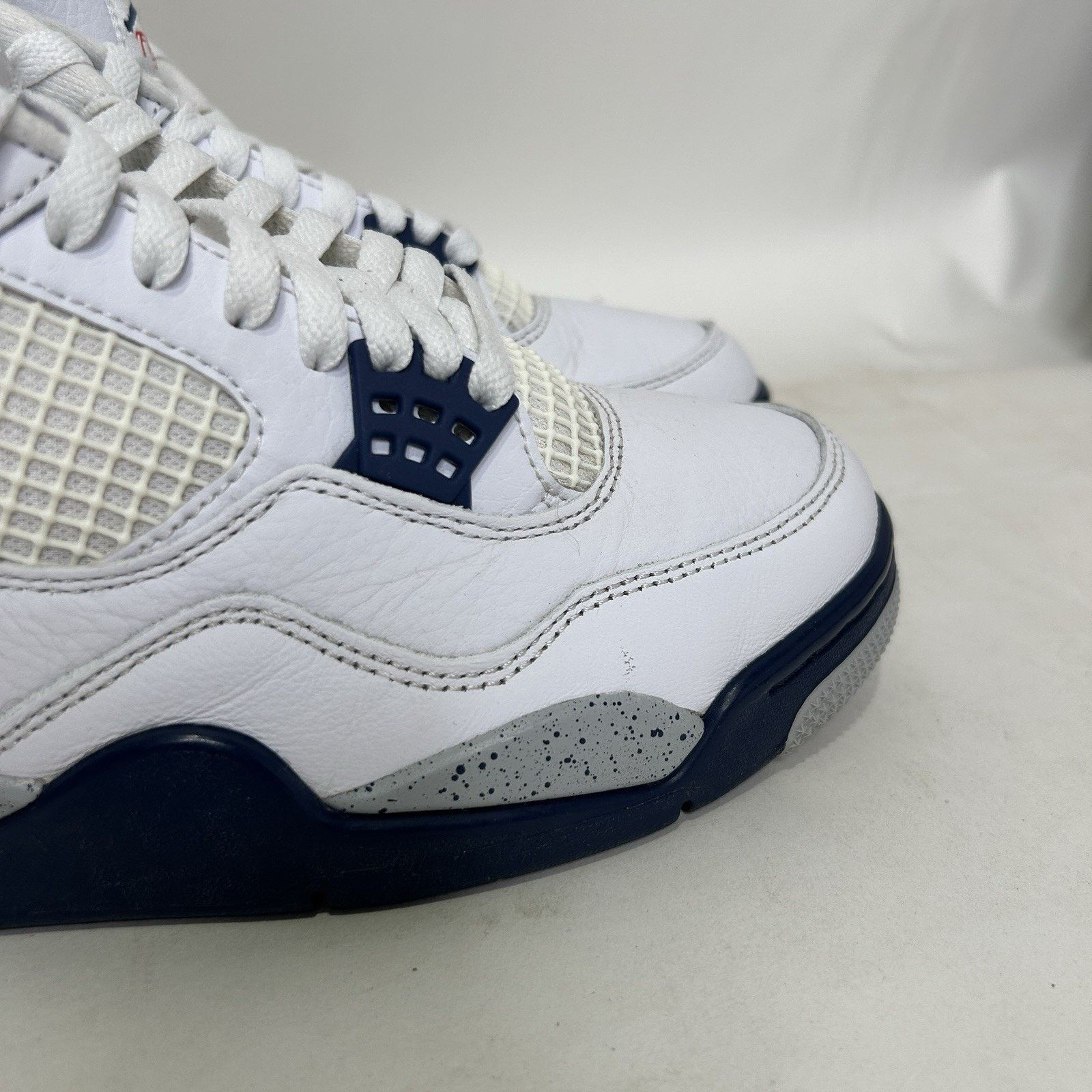 Jordan Brand Nike Air Jordan Retro 4 “Midnight Navy” Size US 9 / EU 42 - 8 Thumbnail