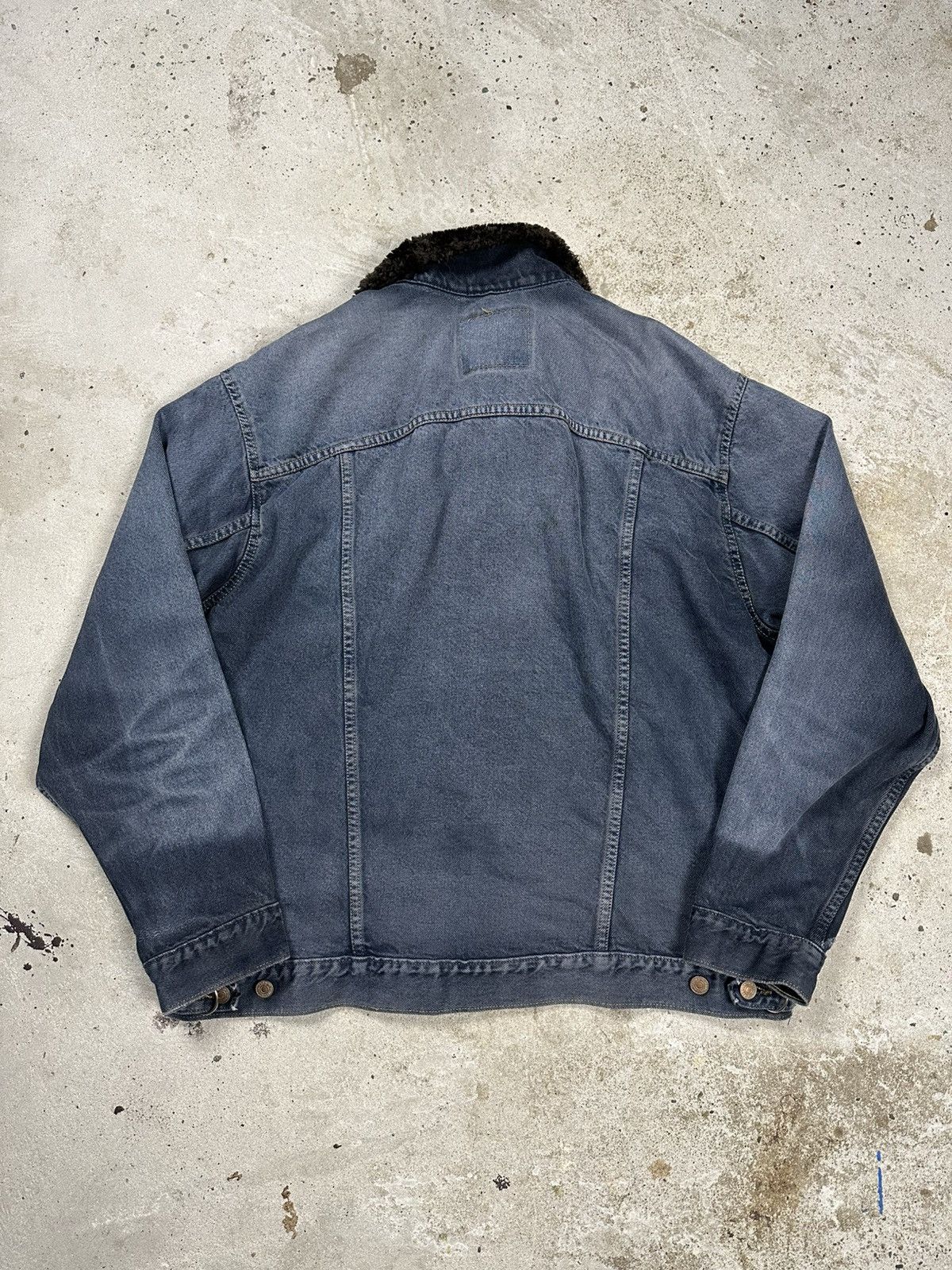 Levi's Vintage 1996 Levi’s Faded Sherpa Collar Denim Jacket Trucker Size US XL / EU 56 / 4 - 2 Thumbnail