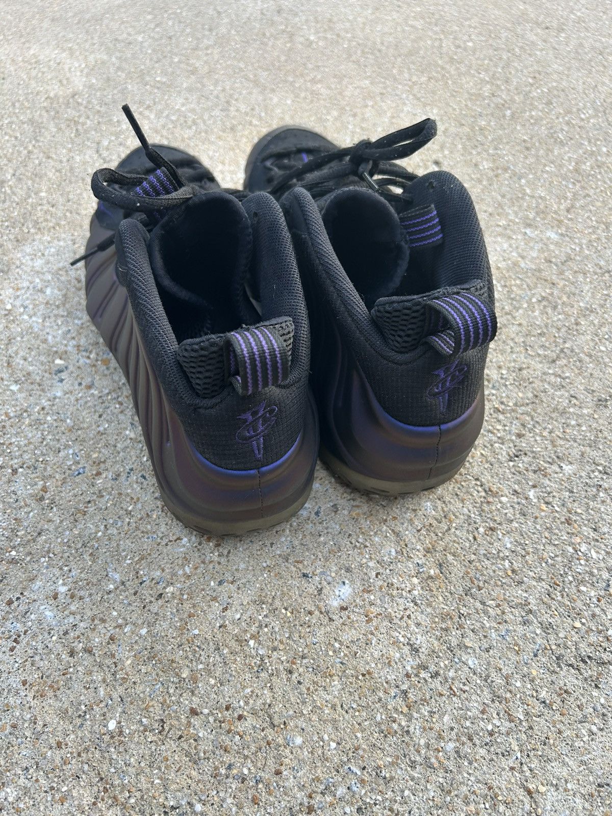 Nike 2017 Nike Eggplant Foamposites Size US 11.5 / EU 44-45 - 8 Thumbnail