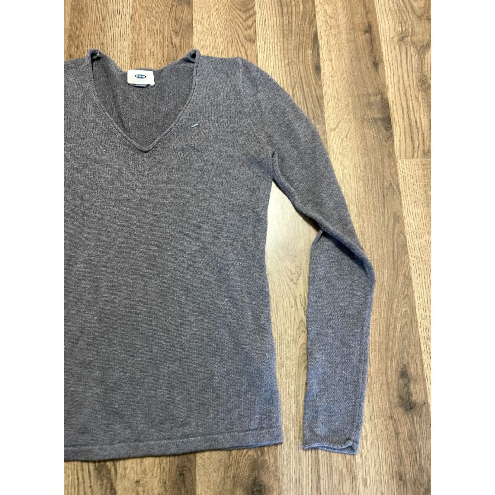 Old Navy Old Navy Shirt Women's XS Regular Gray Long Sleeve V-Neck Pullover Casual Basic Modern 0 Size XS / US 0-2 / IT 36-38 - 4 Thumbnail