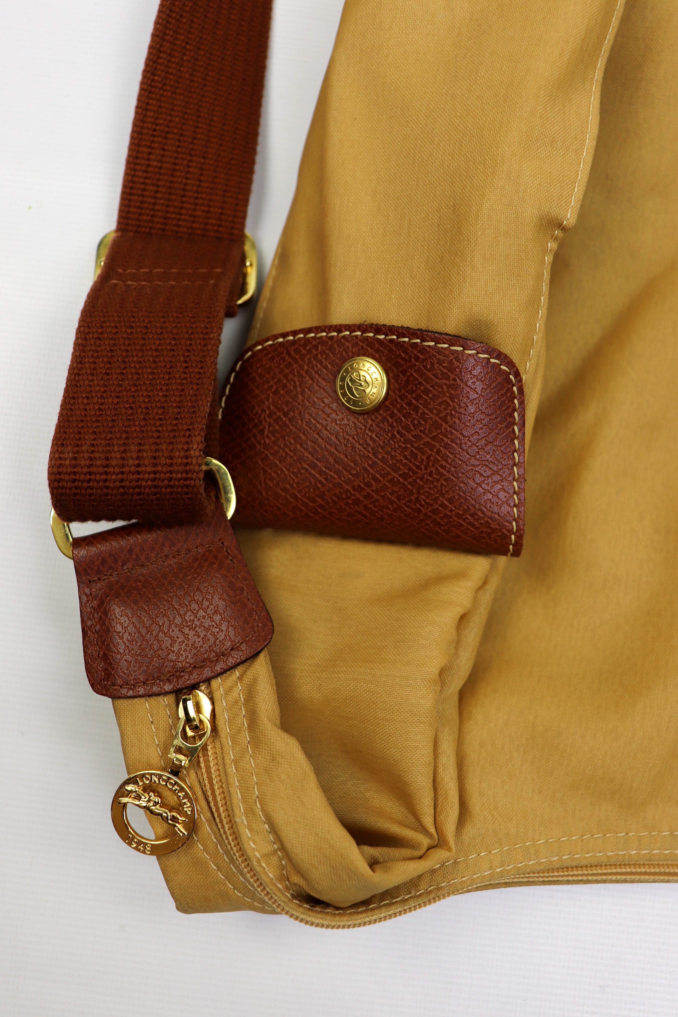 Longchamp Longchamp Paris Y2K Vintage 90s Nylon Crossbody Shoulder Bag Size ONE SIZE - 12 Thumbnail
