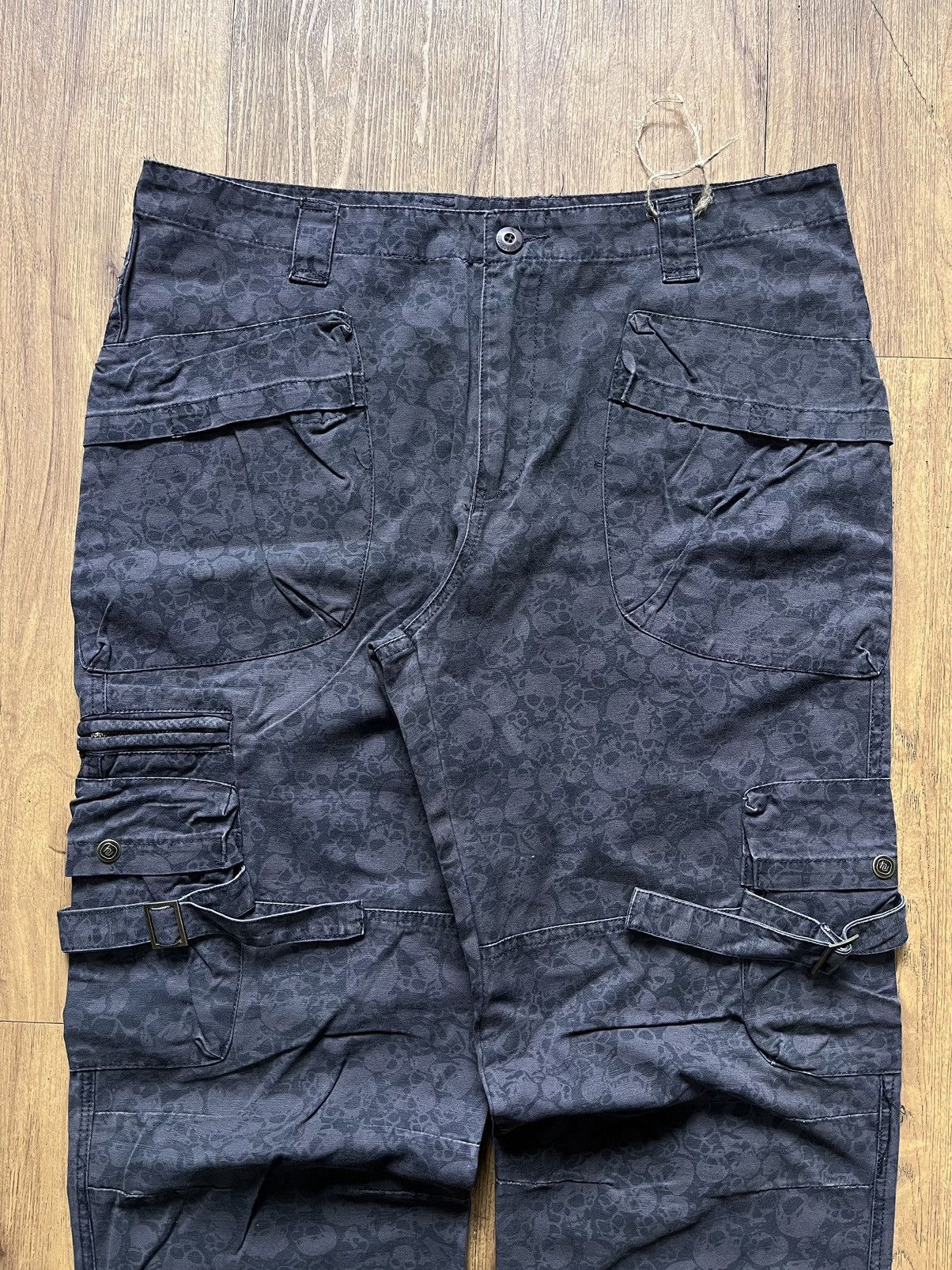 Japanese Brand × Neighborhood × Seditionaries Vintage 2000s Neighborhood Japan Skull Bones Printed Bondage Size US 36 / EU 52 - 8 Thumbnail