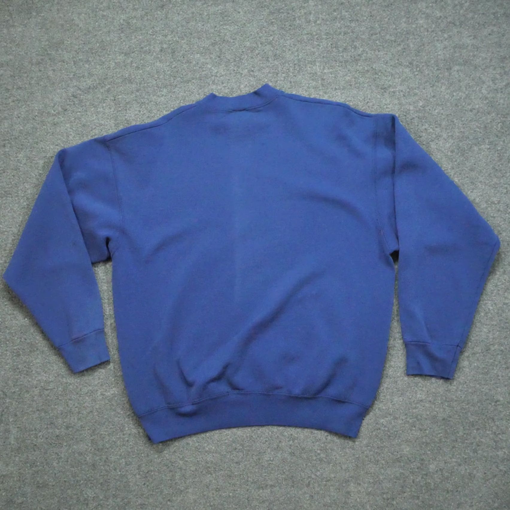 Vintage VINTAGE Sweatshirt Mens XL Blue Pullover 90s Cotton Fleece Logo Crew Neck Regular 7/10 Brand Vintage Size US XL / EU 56 / 4 - 4 Thumbnail